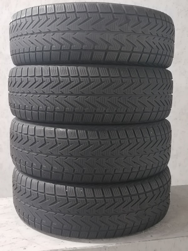 215/65 R16 - Vredestain Wintrac Xtrime резина б\у