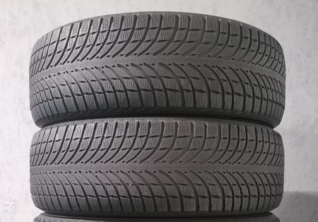 Шини б\у 235/65 R18