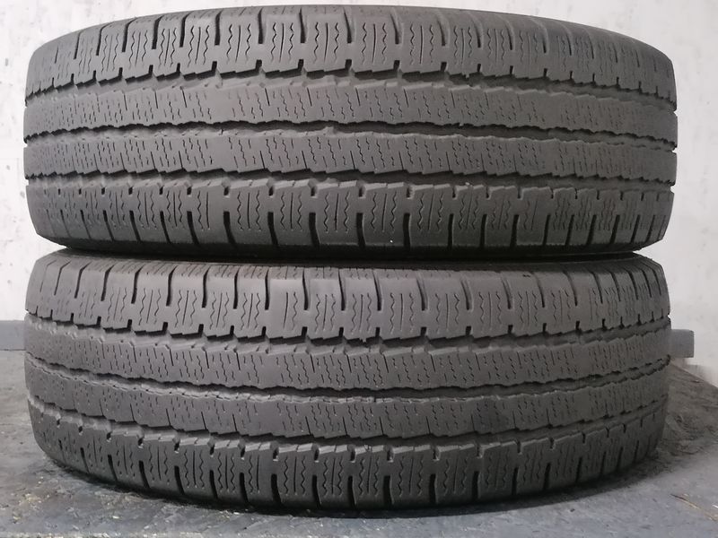 Шини б\у 215/65 R15C