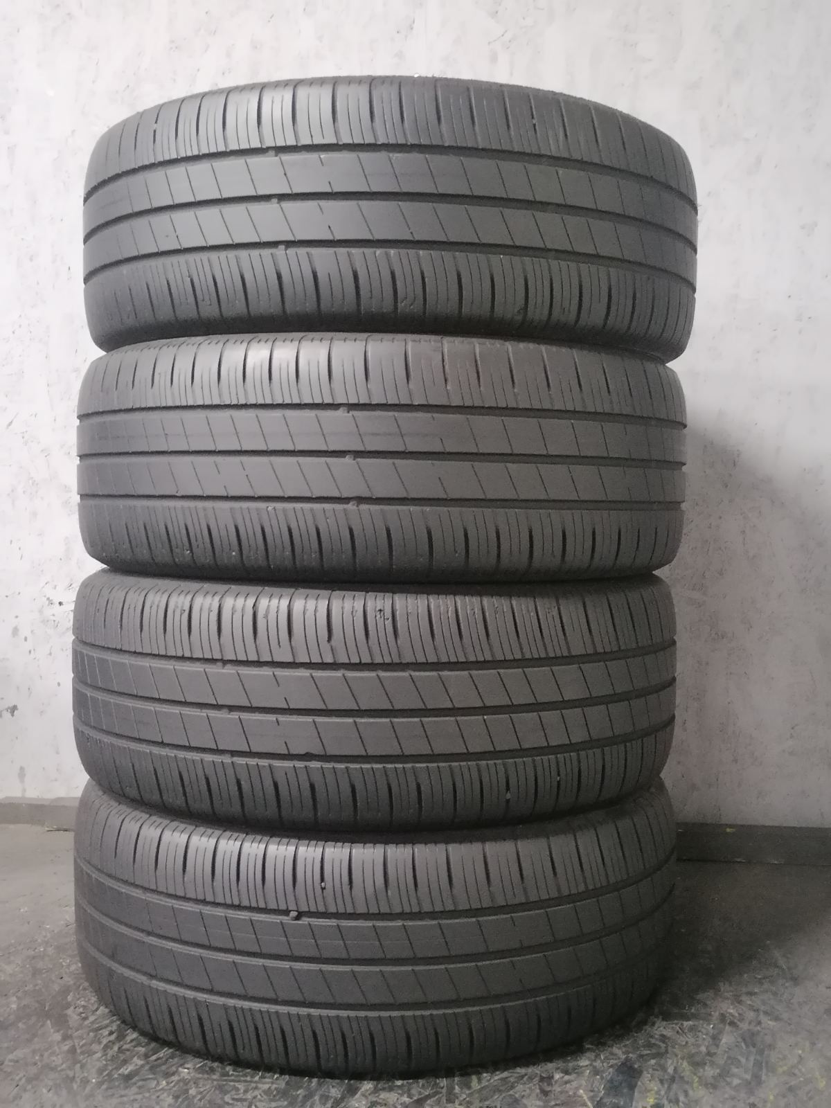 Шини б\у 205/55 R16
