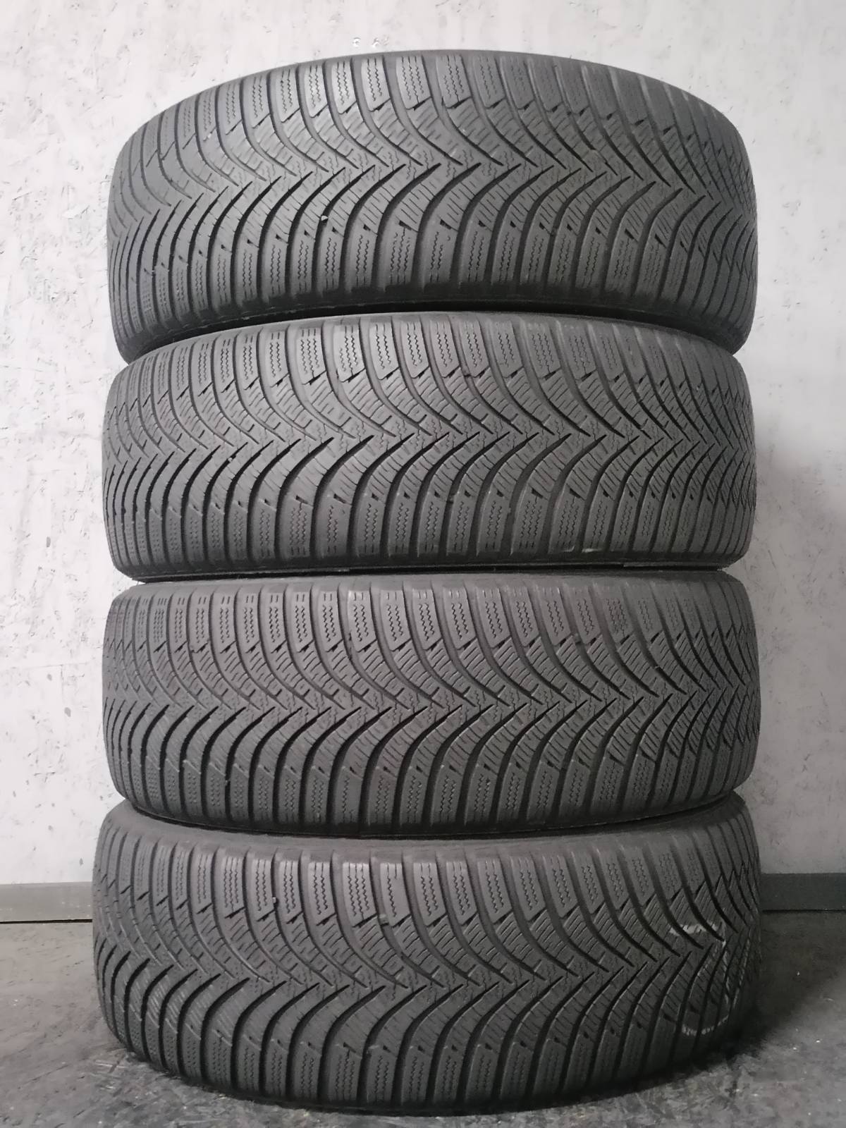 Шини б\у 195/60 R16