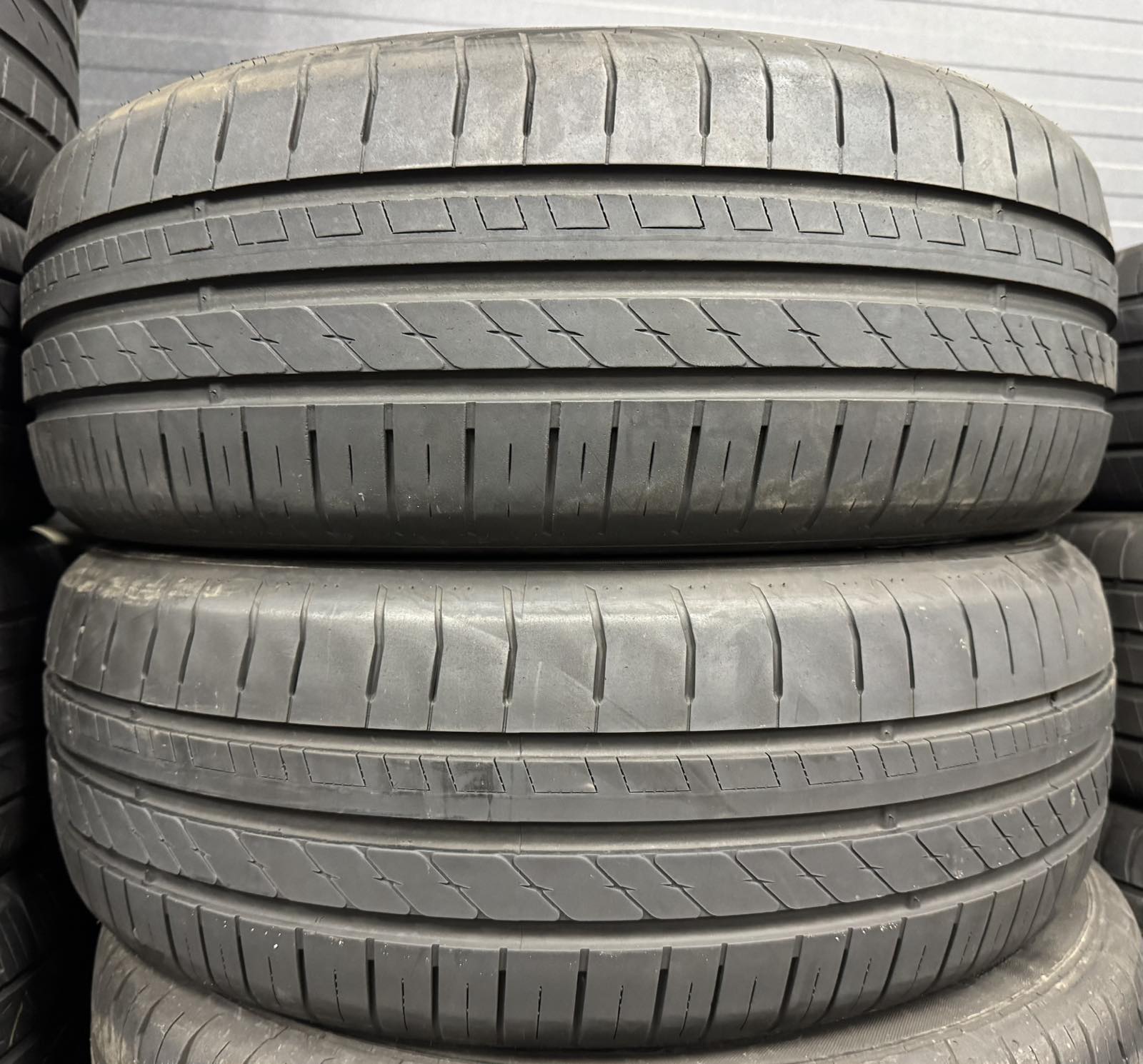 Шини б\у 205/60 R16