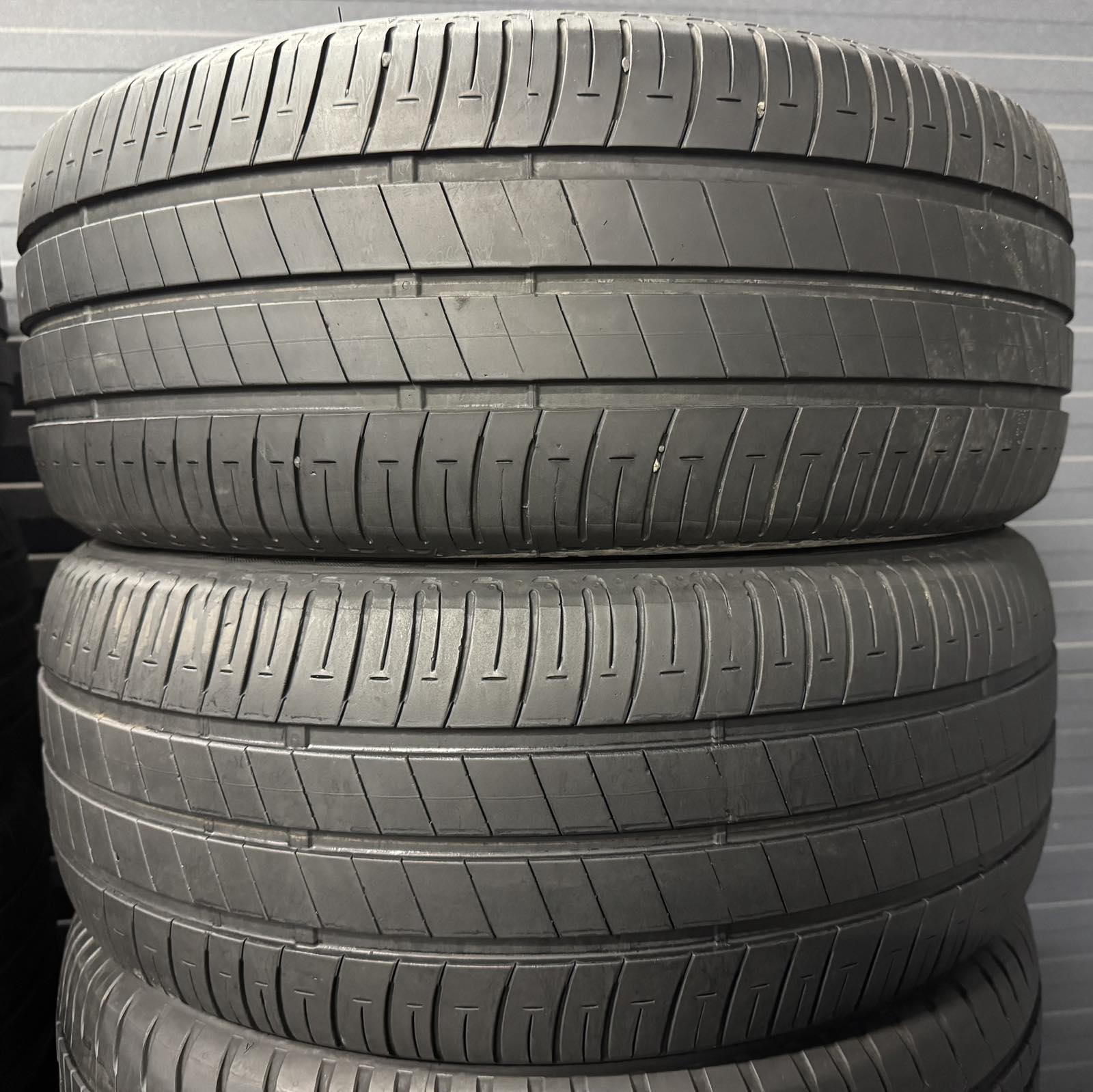 Шини б\у 205/55 R16