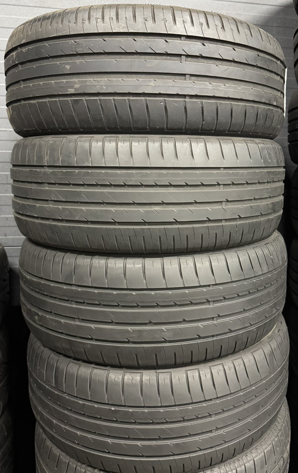 Шини б\у 205/55 R16