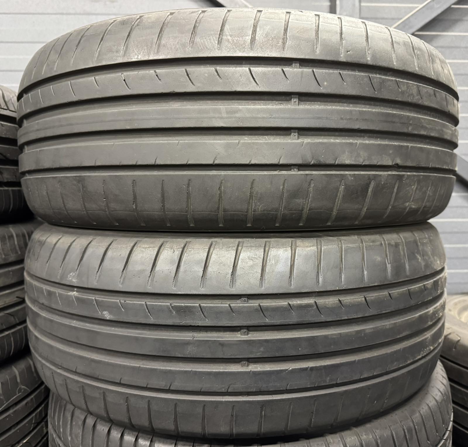 Шини б\у 205/55 R16