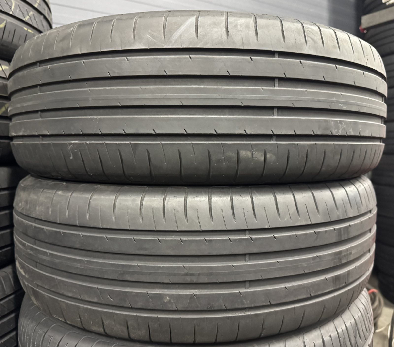 Шини б\у 205/60 R16