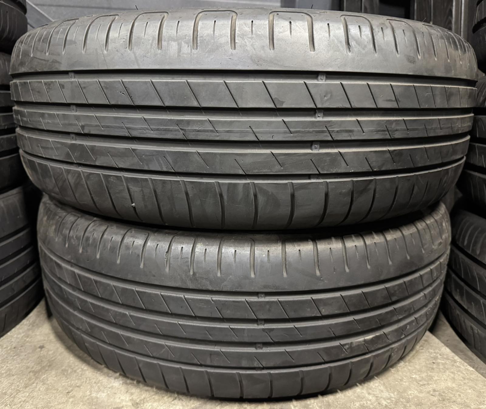 Шини б\у 205/60 R16