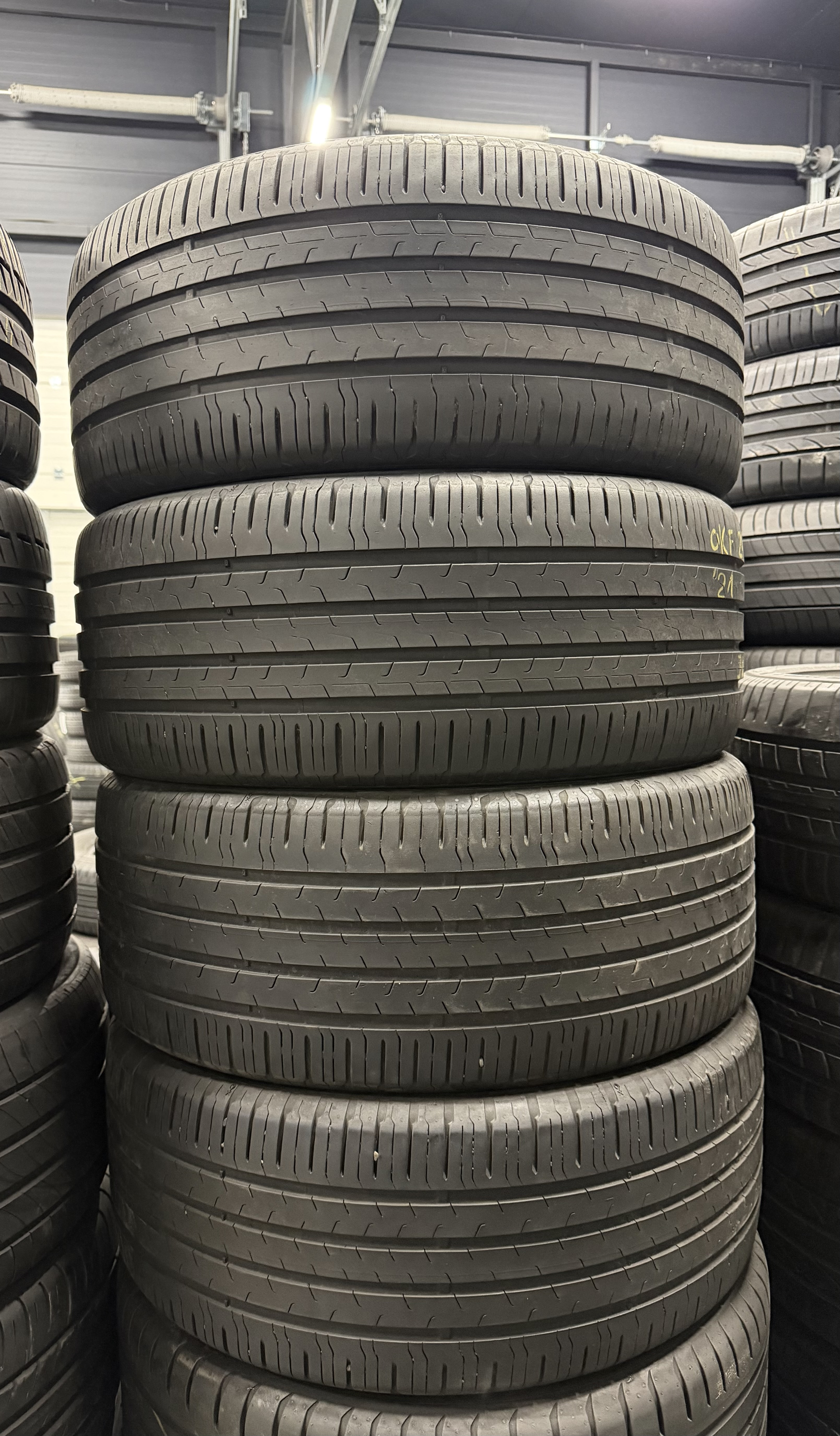 Шини б\у 245/45 R18