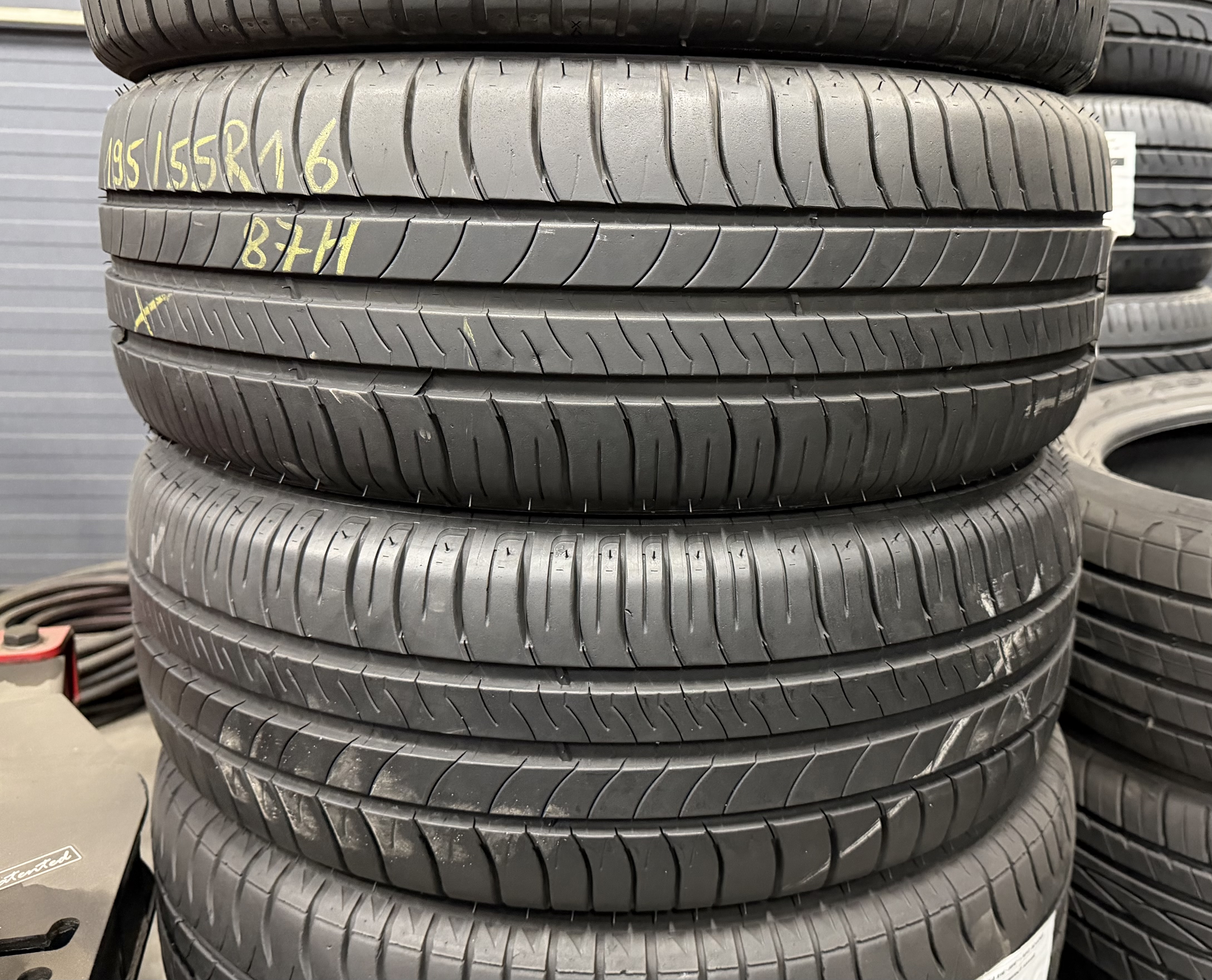 Шини б\у 195/55 R16