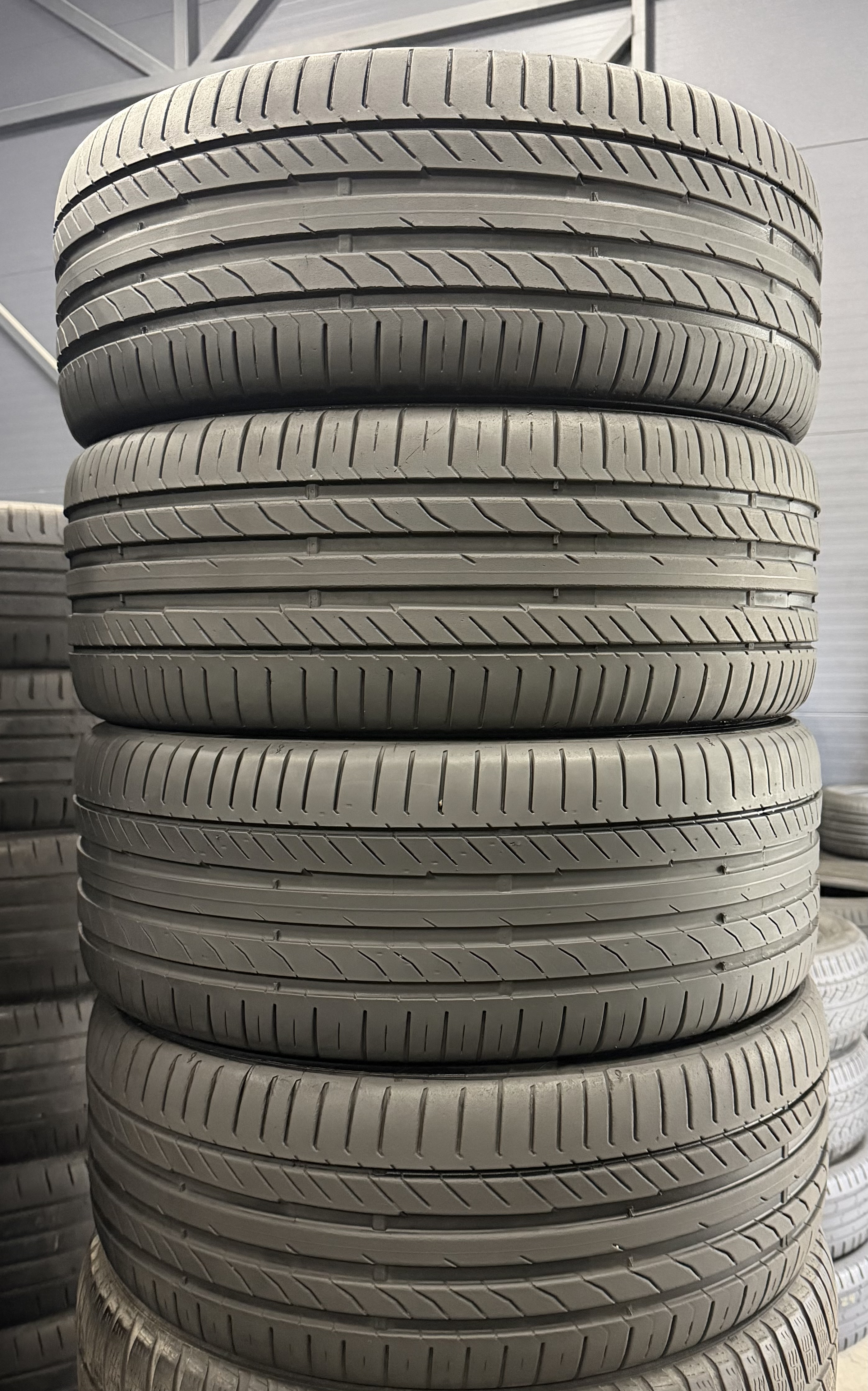 Шини б\у 245/45 R19
