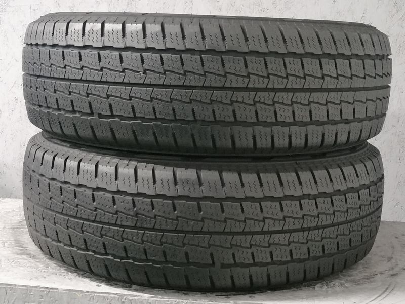 Шини б\у 235/65 R16C