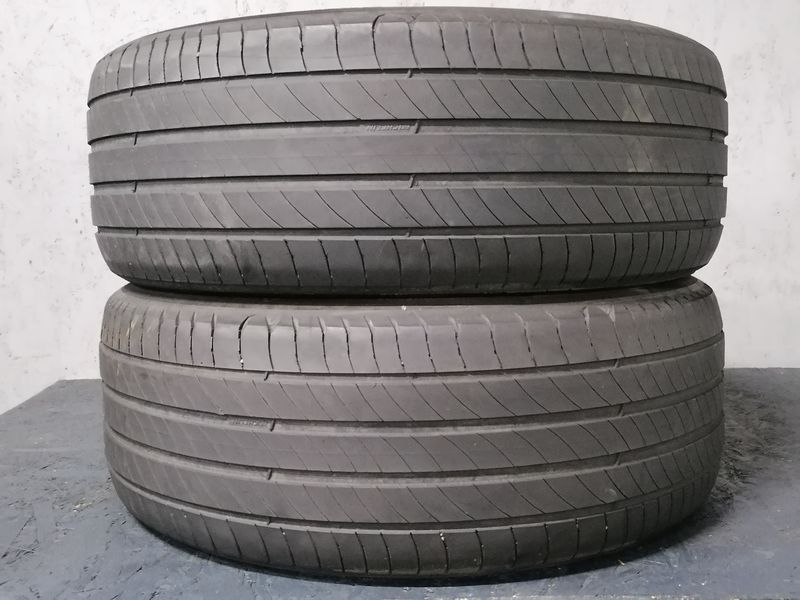 Шини б\у 215/50 R17