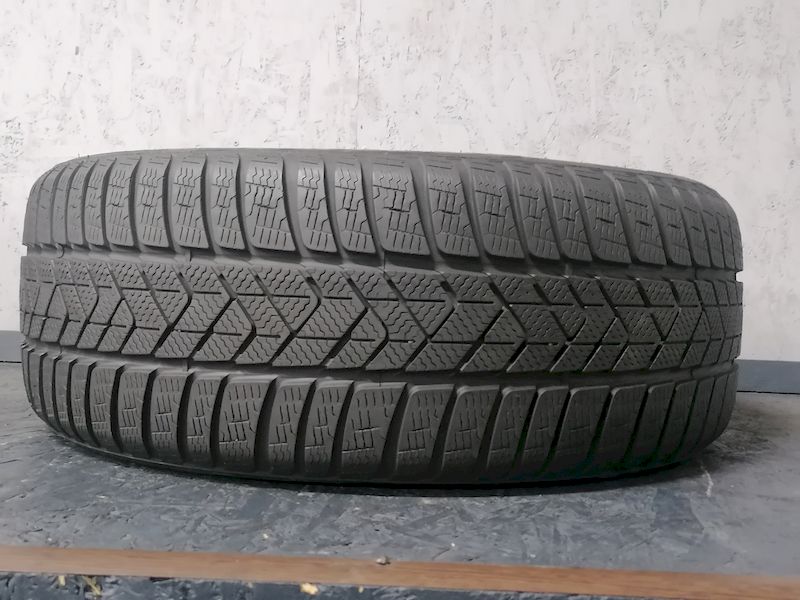 Шини б\у 225/45 R18