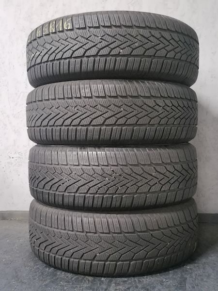 Шини б\у 215/70 R16
