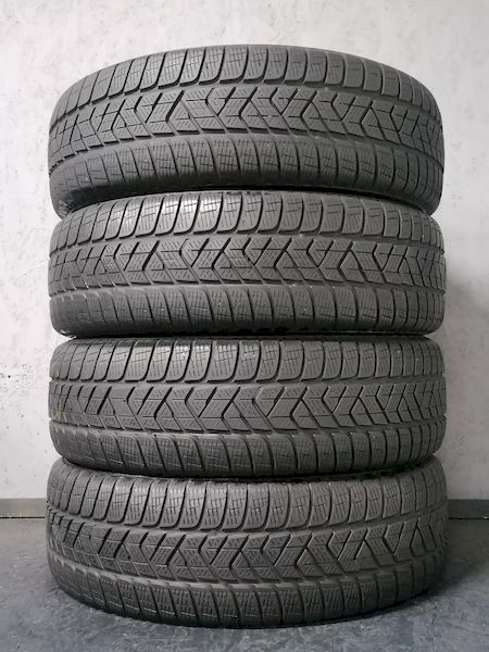 Шини б\у 275/40 R21