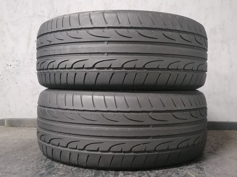 Шини б\у 215/45 R16