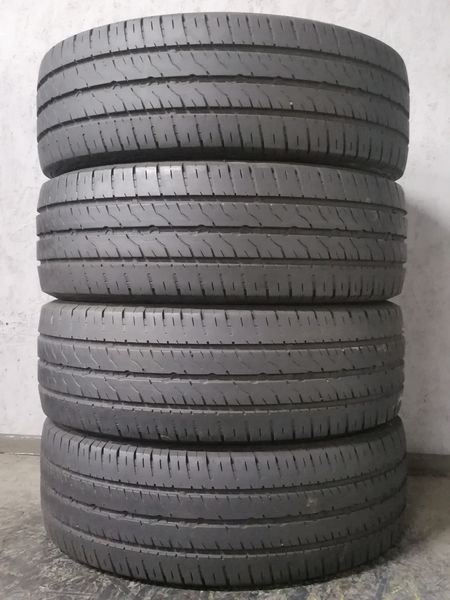 Шини б\у 215/65 R16C