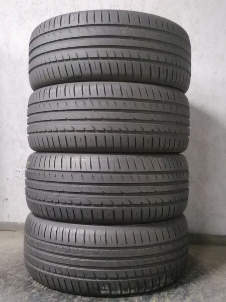 Шини б\у 215/50 R17