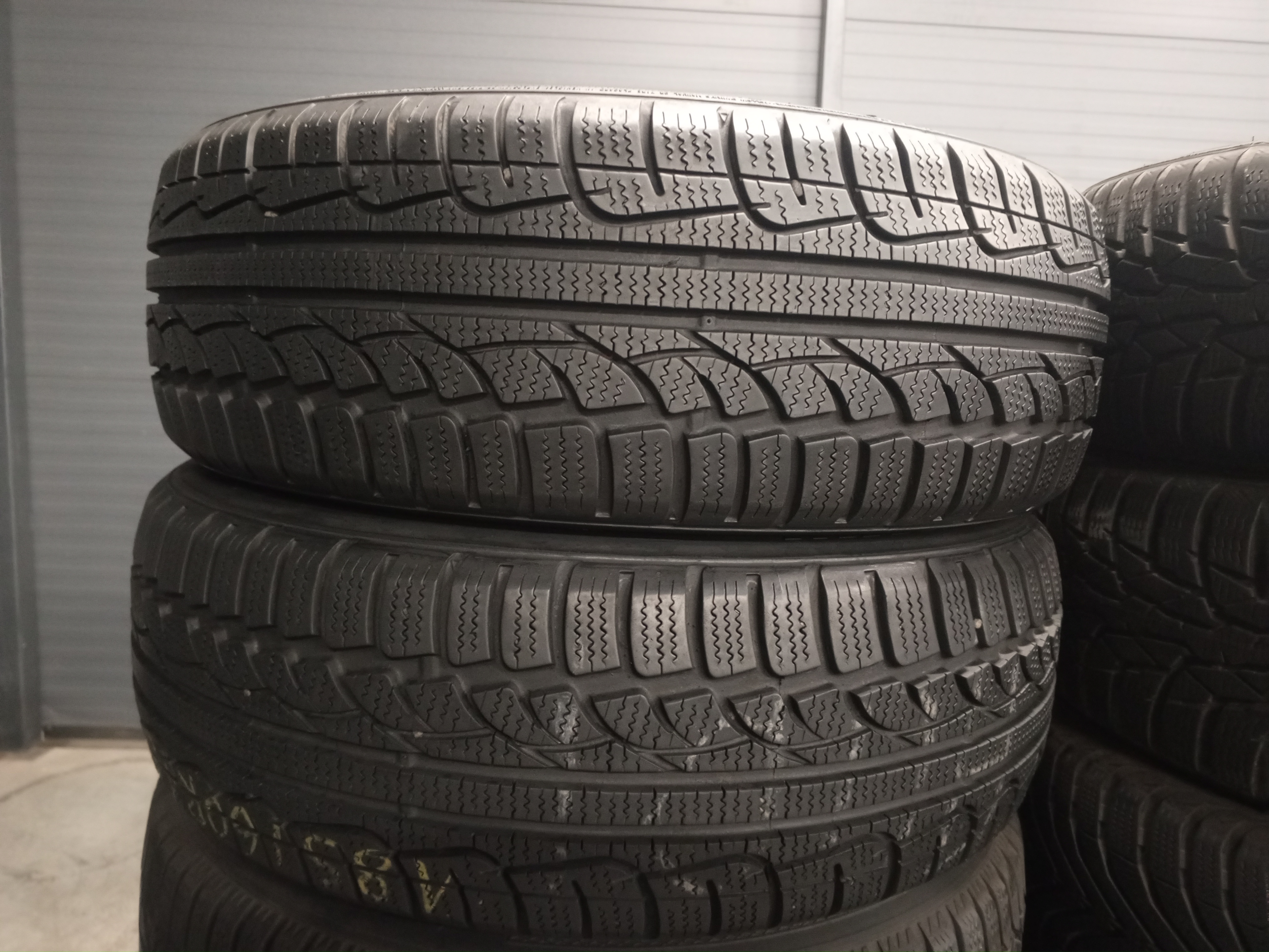 Шини б\у 185/60 R15