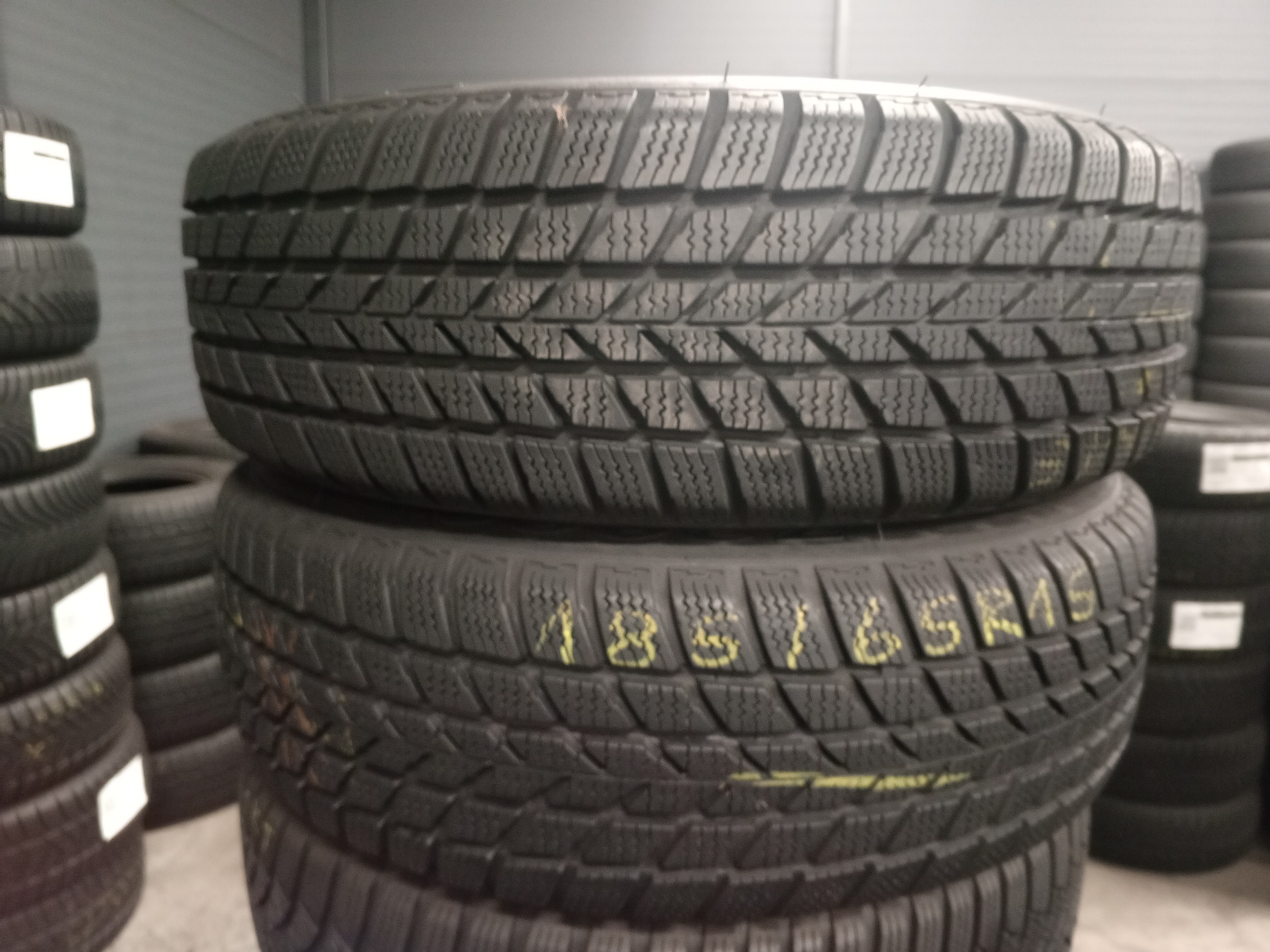 Шини б\у 185/65 R15