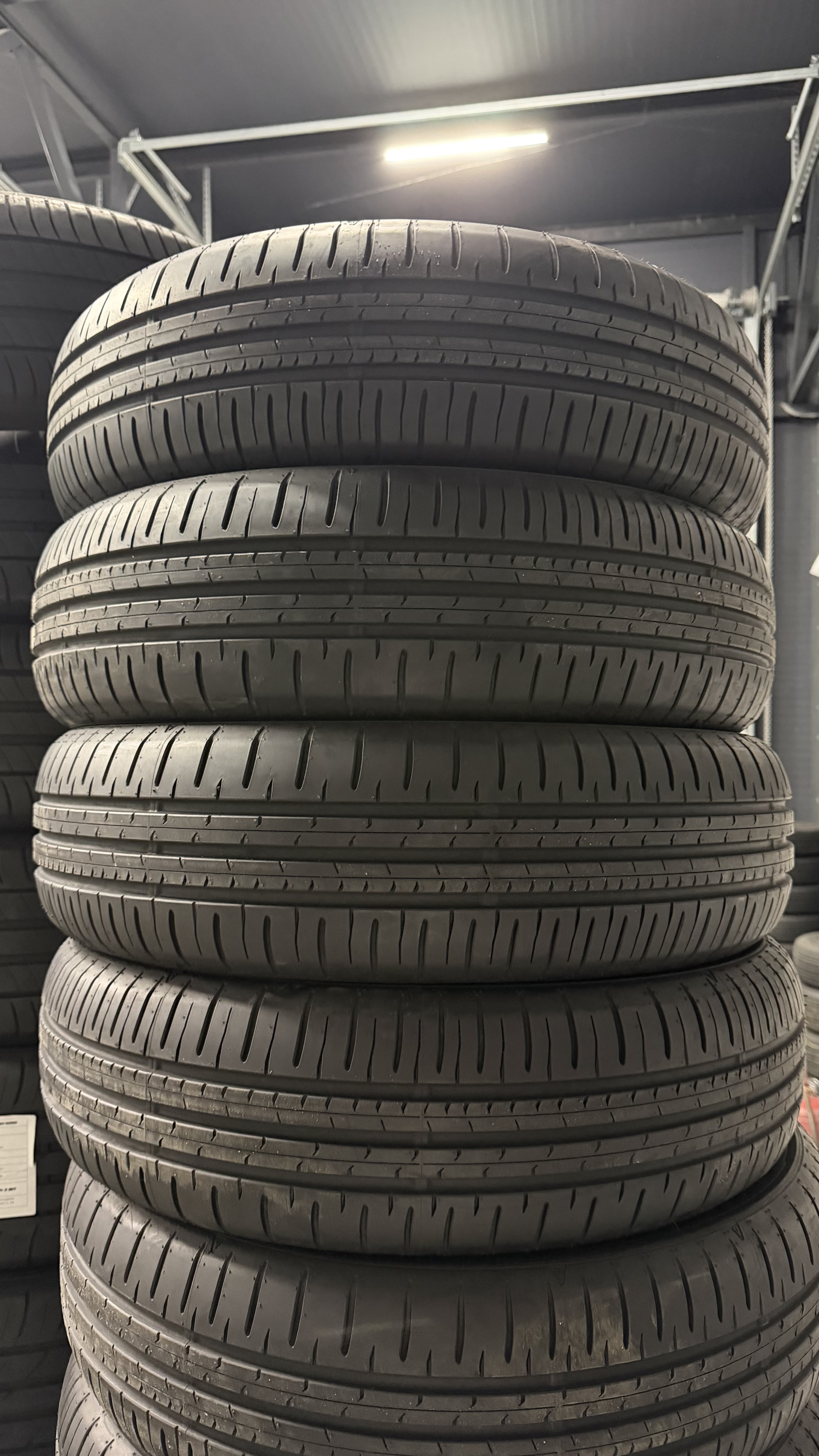 Шини б\у 175/60 R18