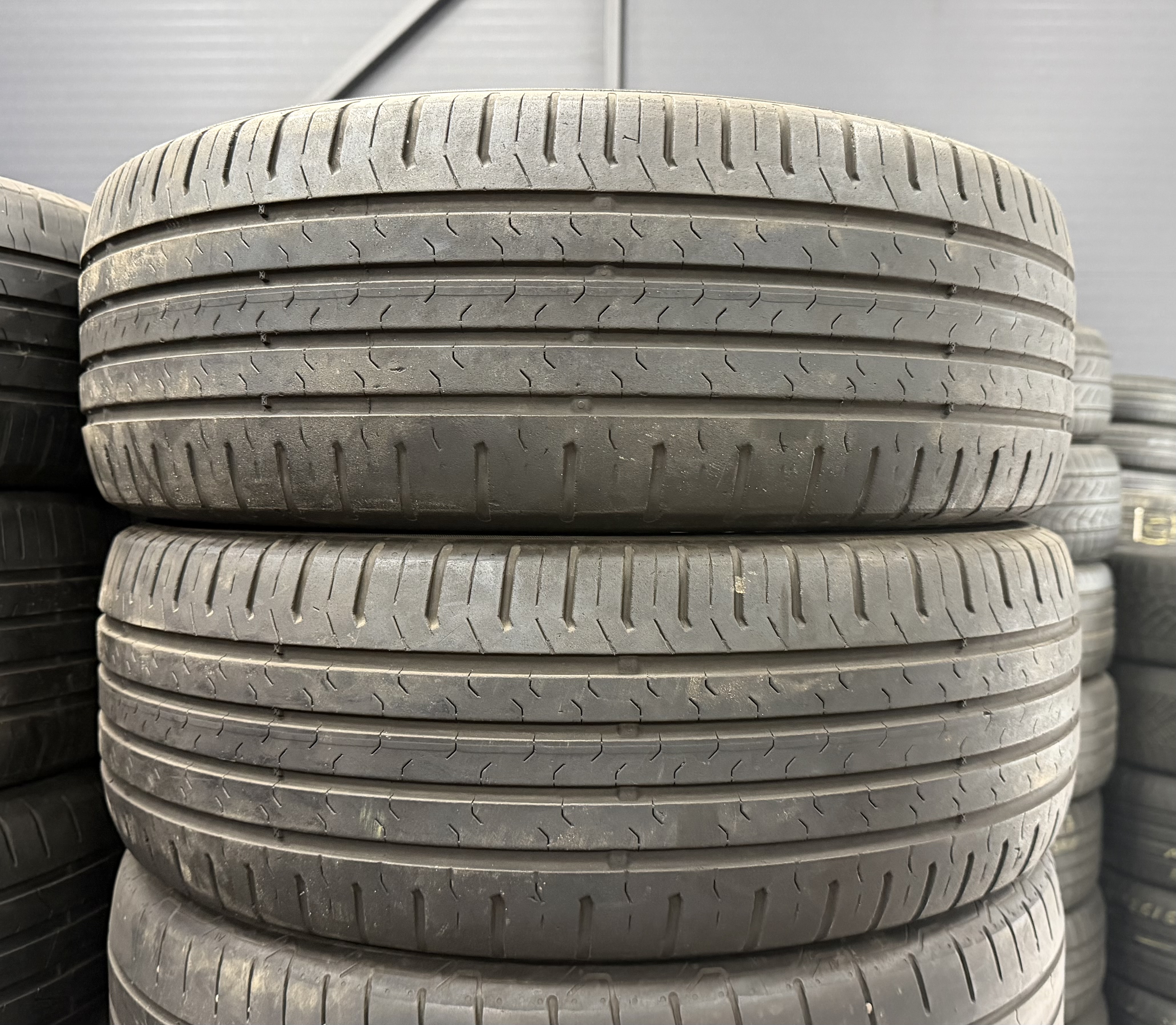Шини б\у 205/55 R17