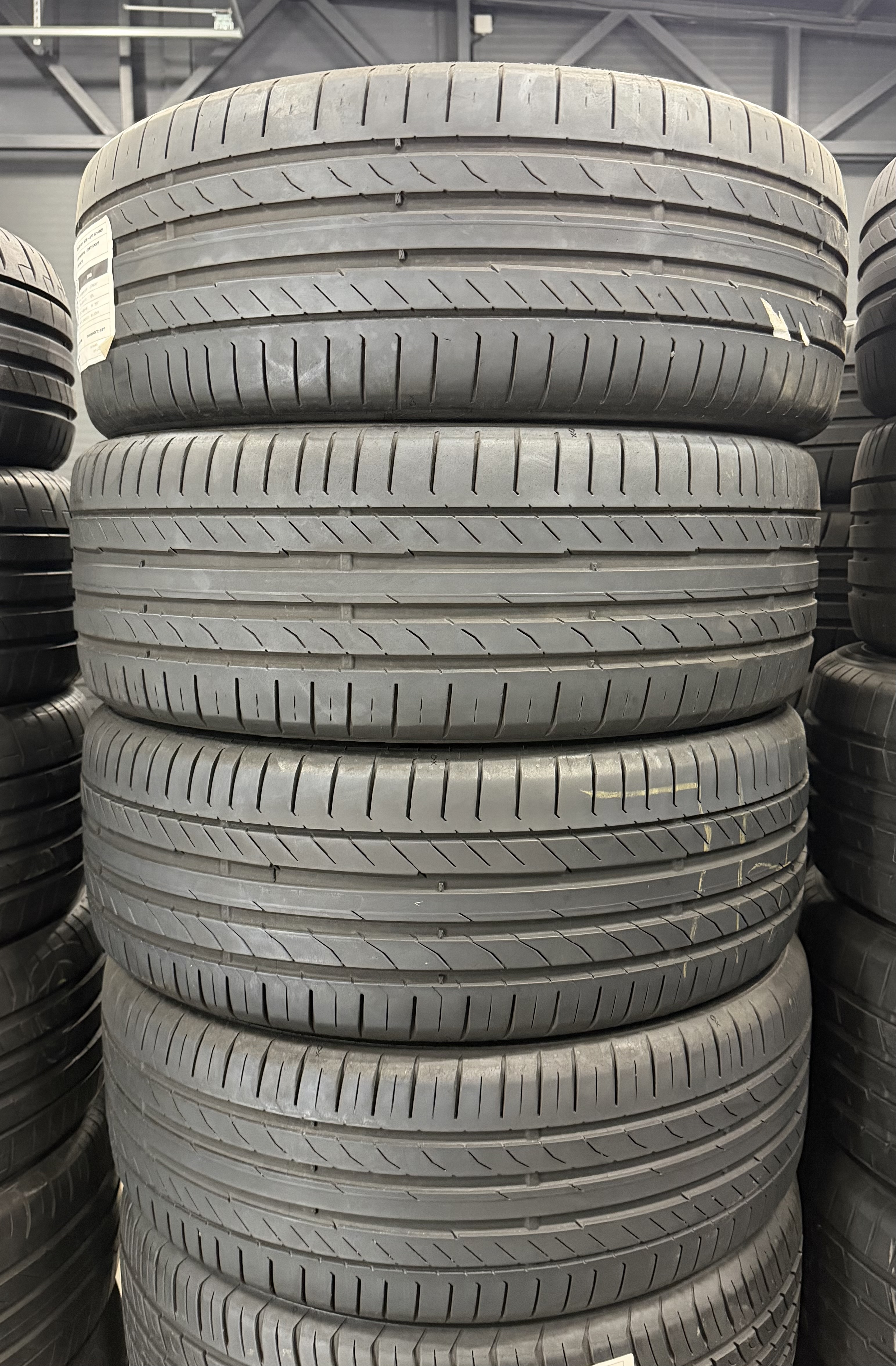 Шини б\у 225/45 R19