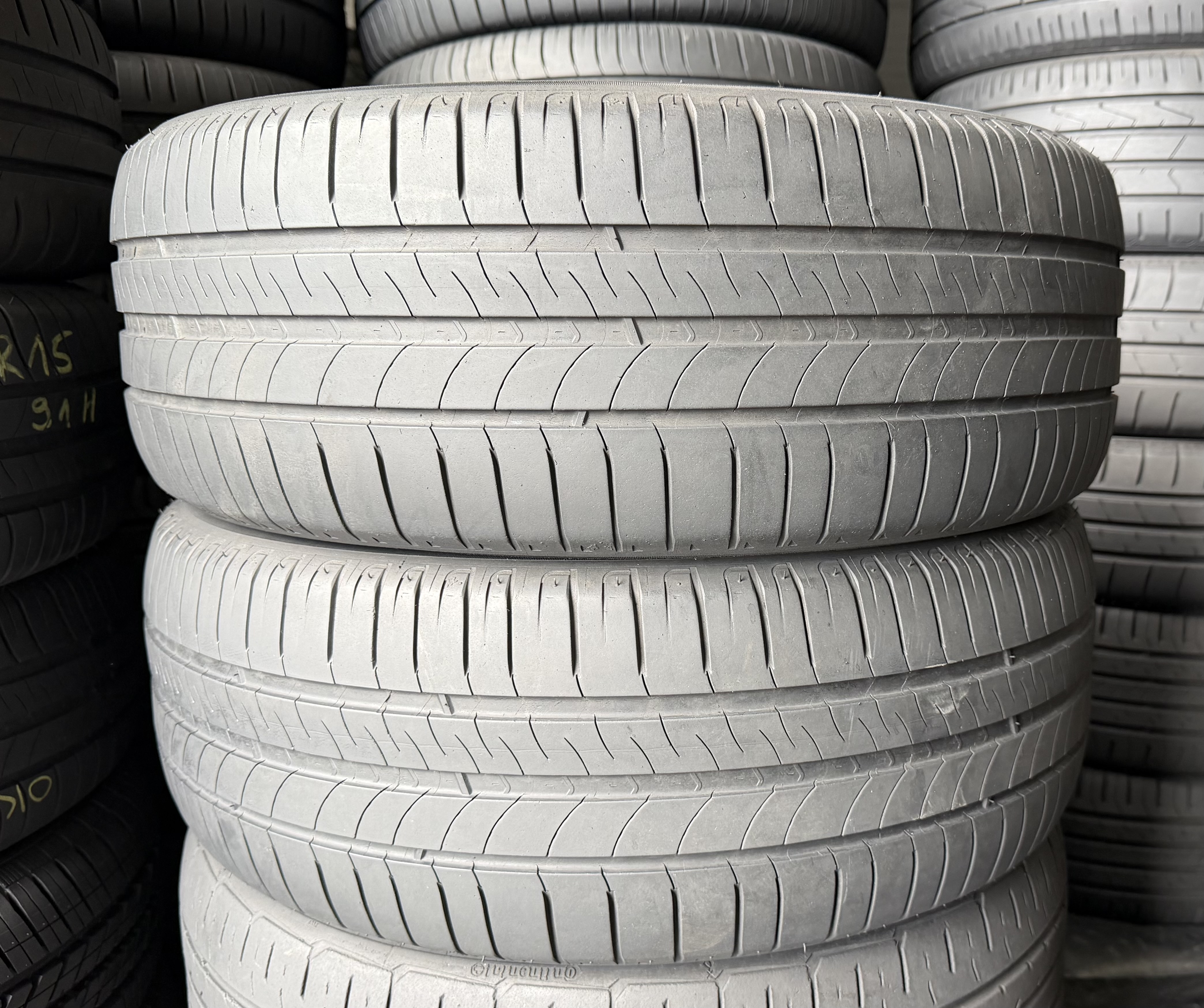 Шини б\у 205/55 R16