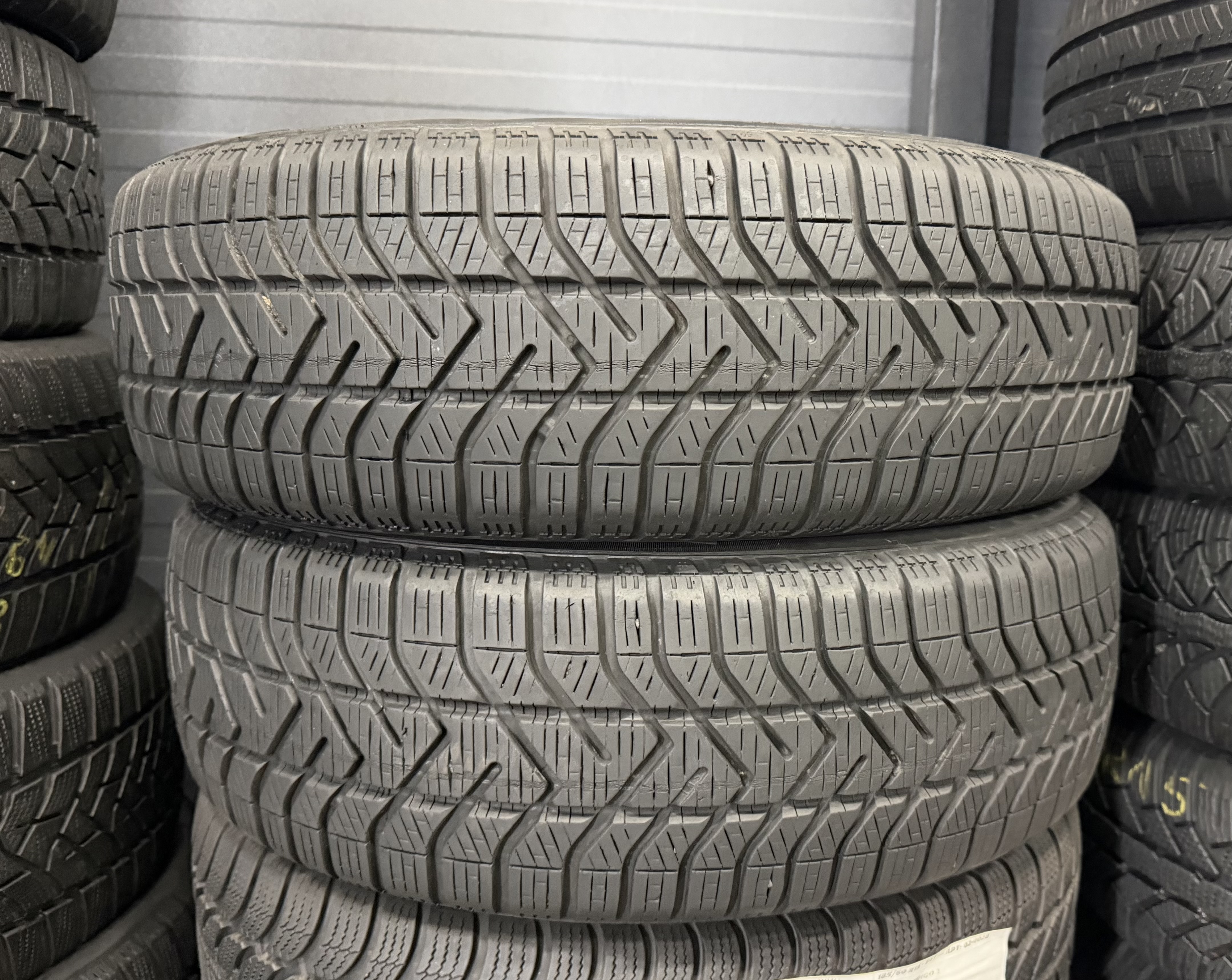 Шини б\у 185/65 R15