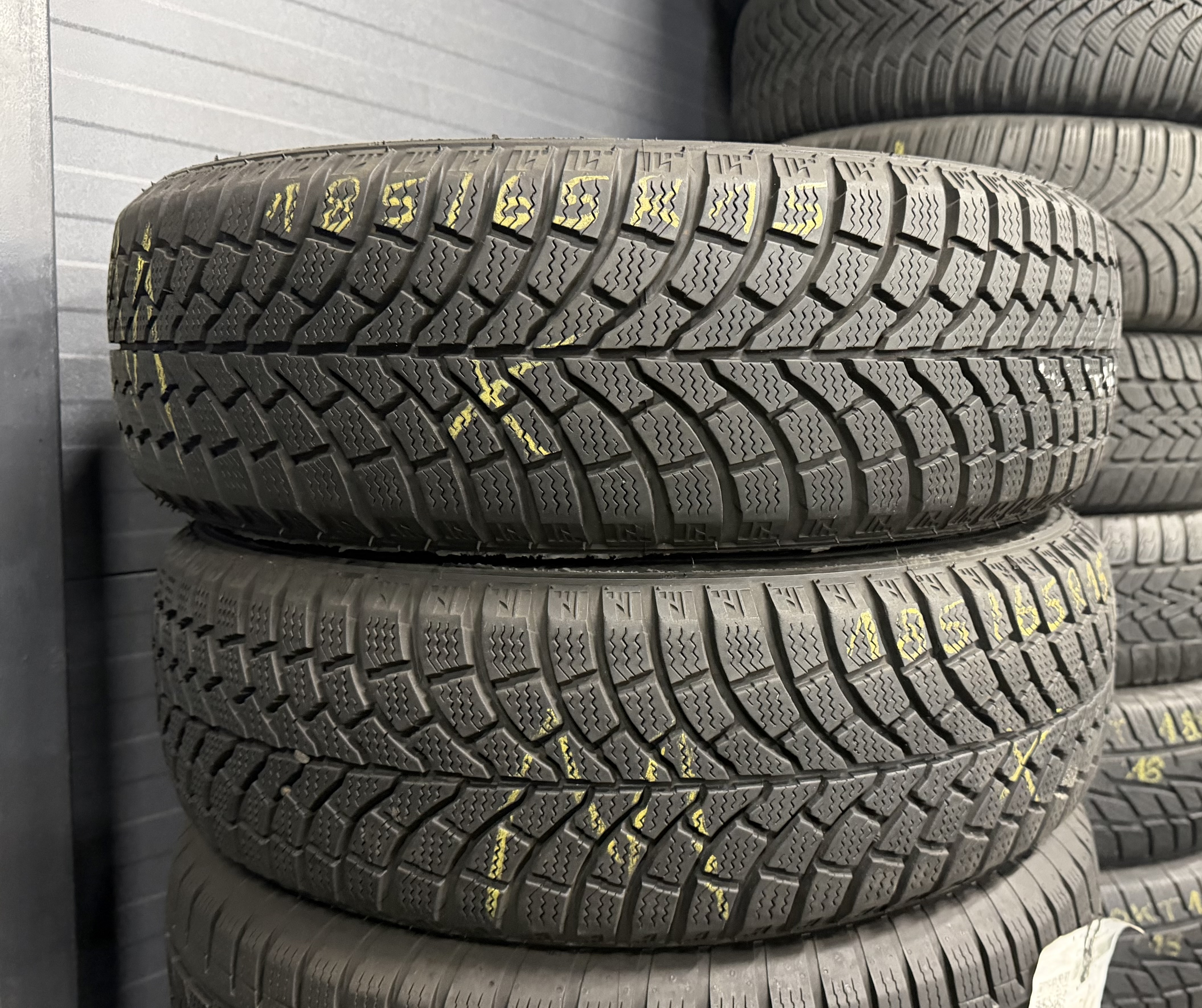 Шини б\у 185/65 R15
