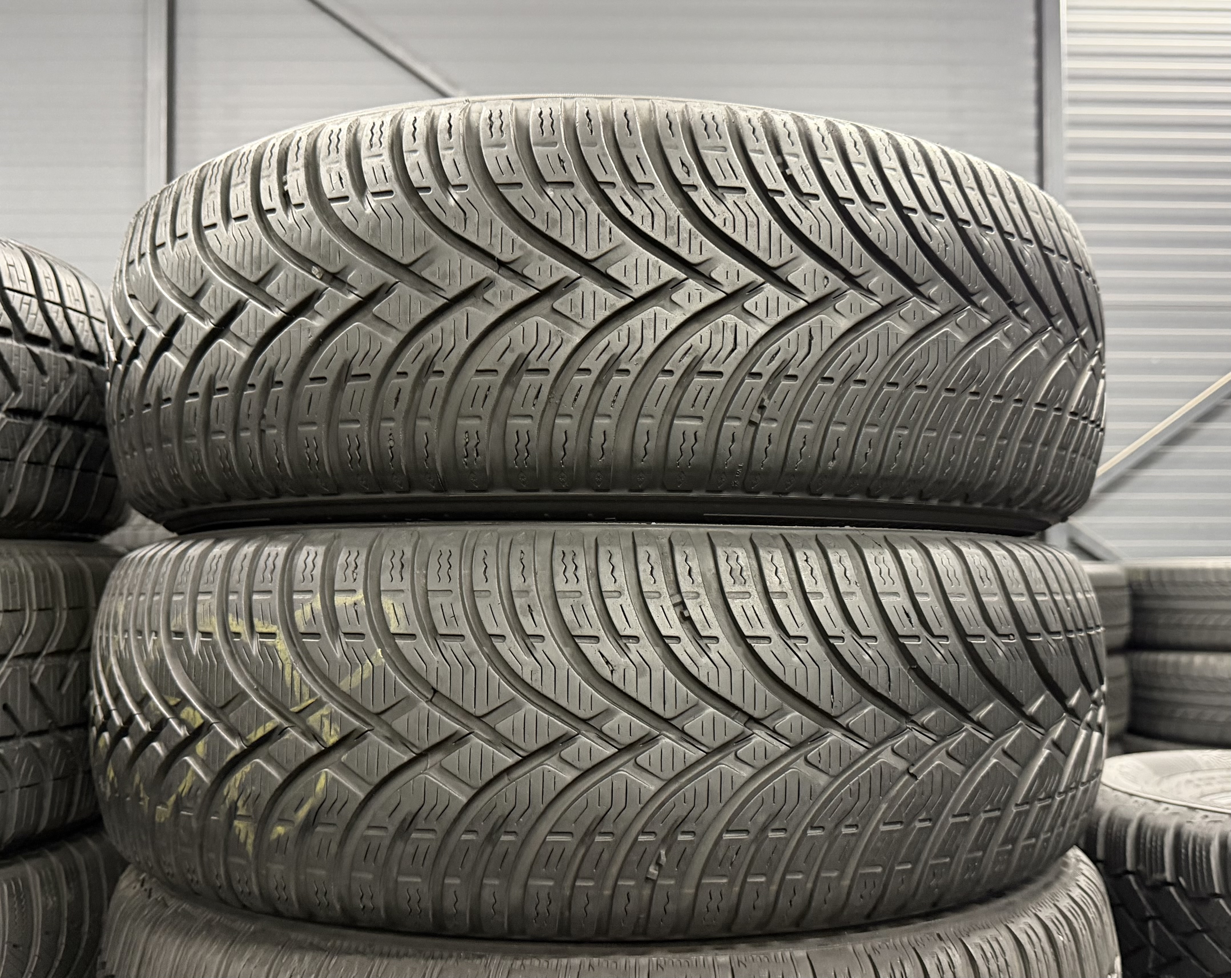 Шини б\у 195/65 R15