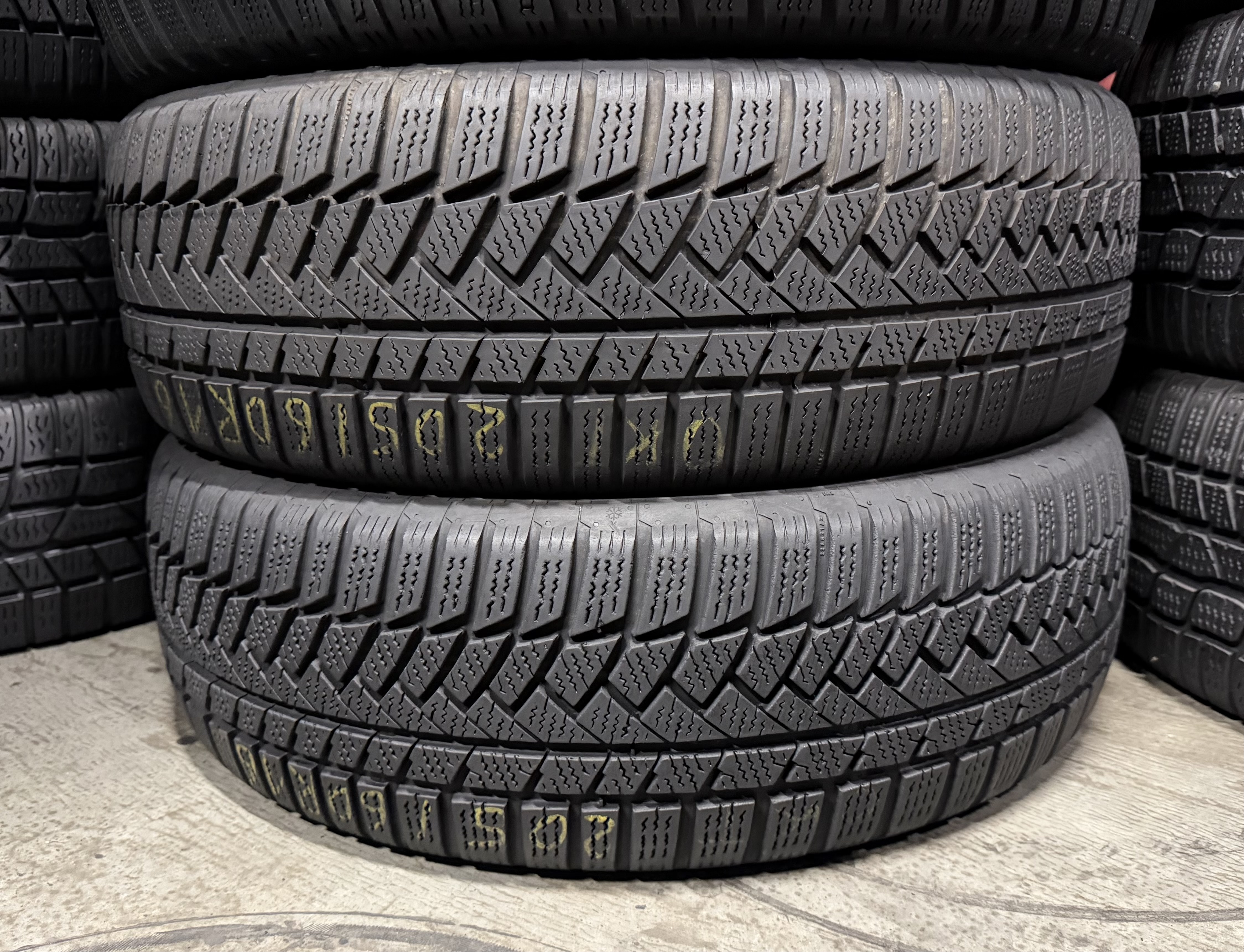 Шини б\у 205/60 R16