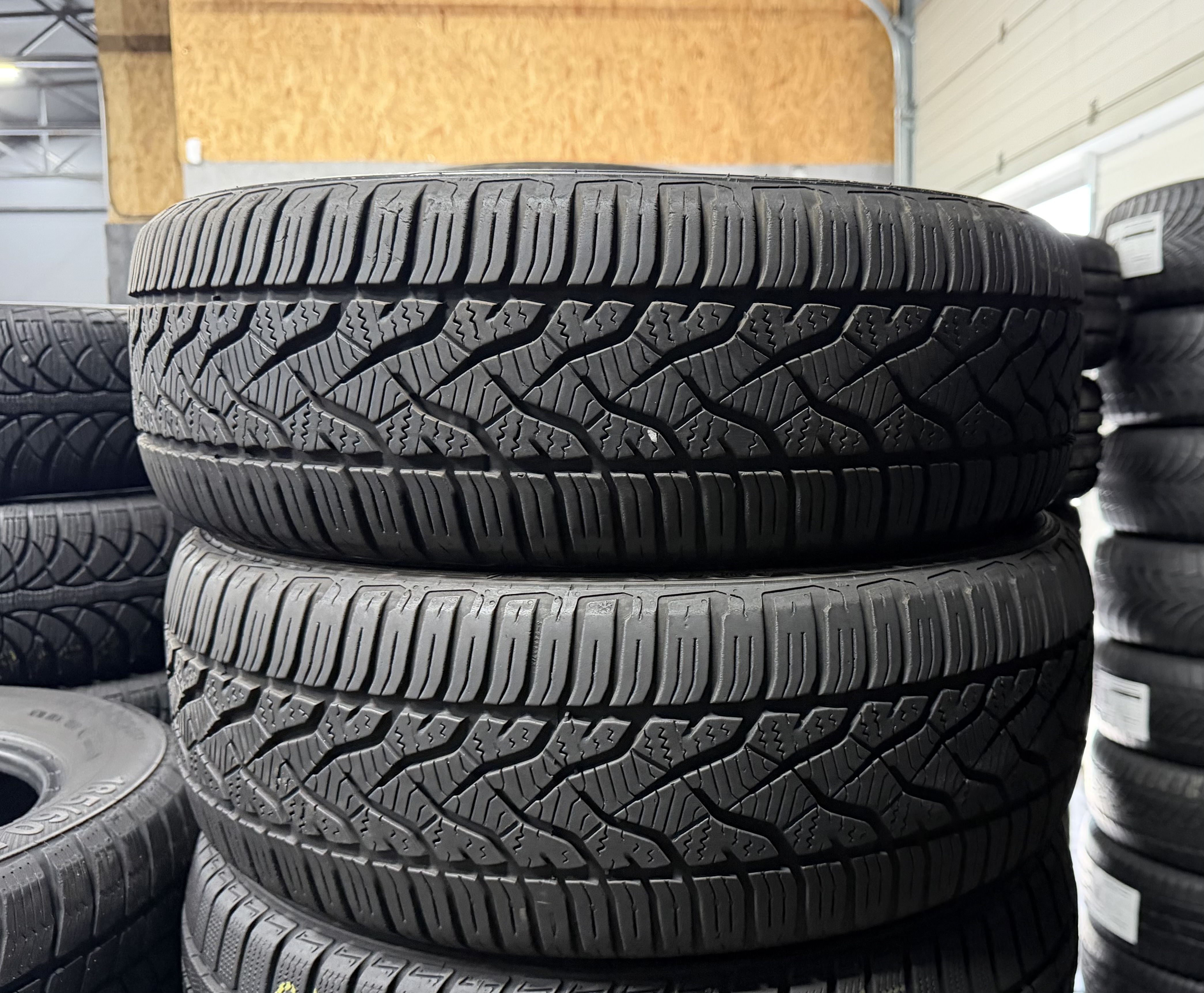 Шини б\у 185/60 R15