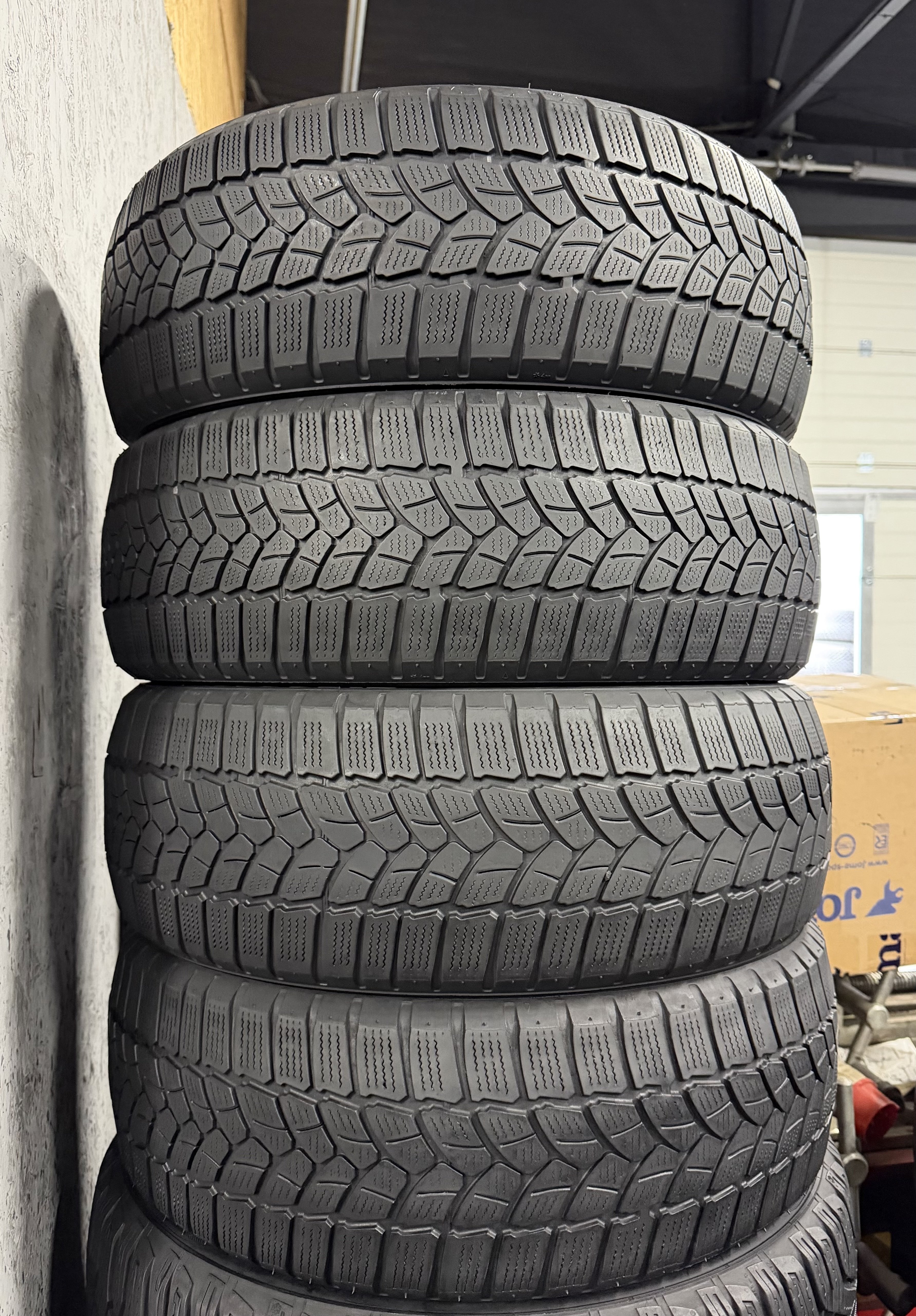 Шини б\у 185/55 R15