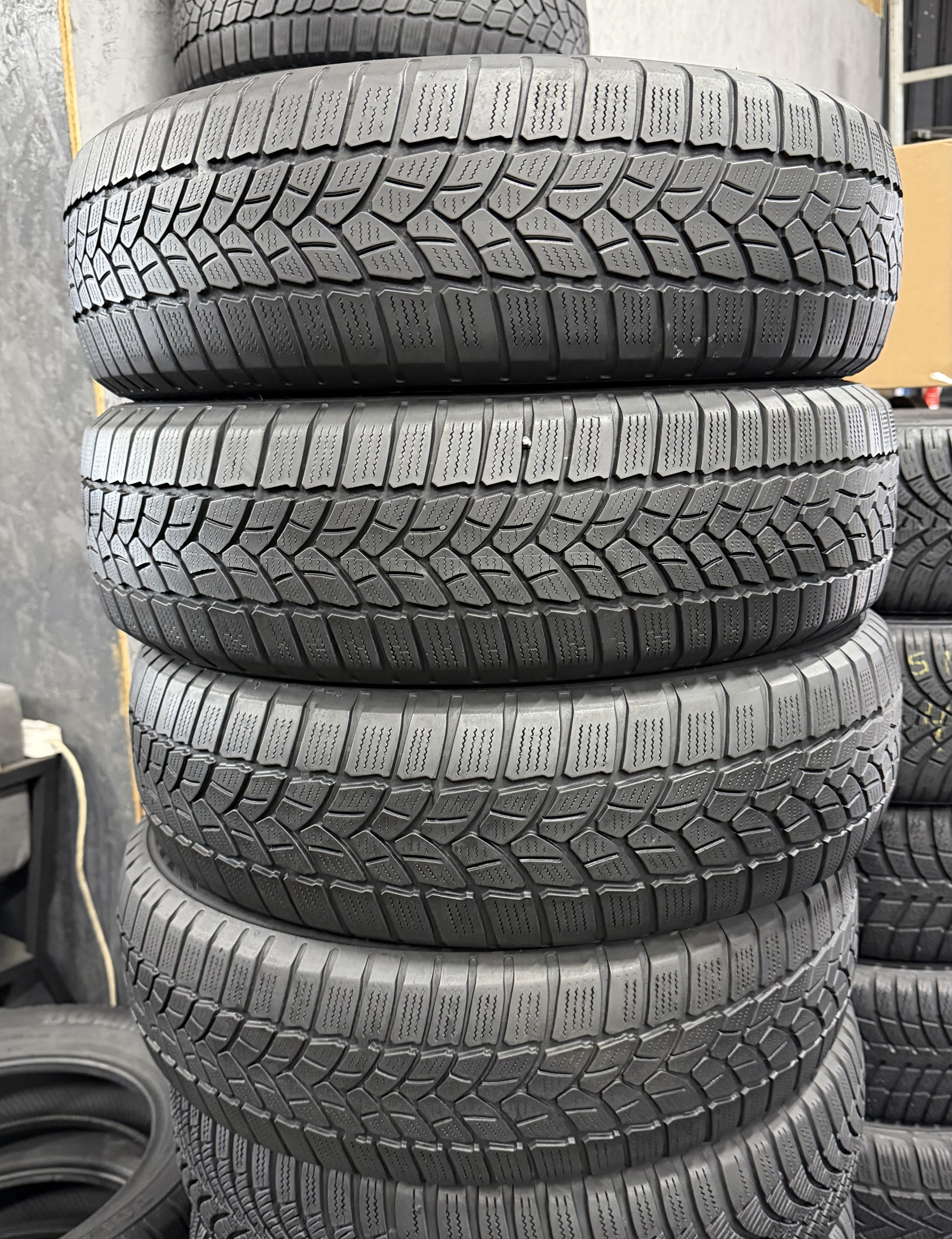 Шини б\у 175/65 R15