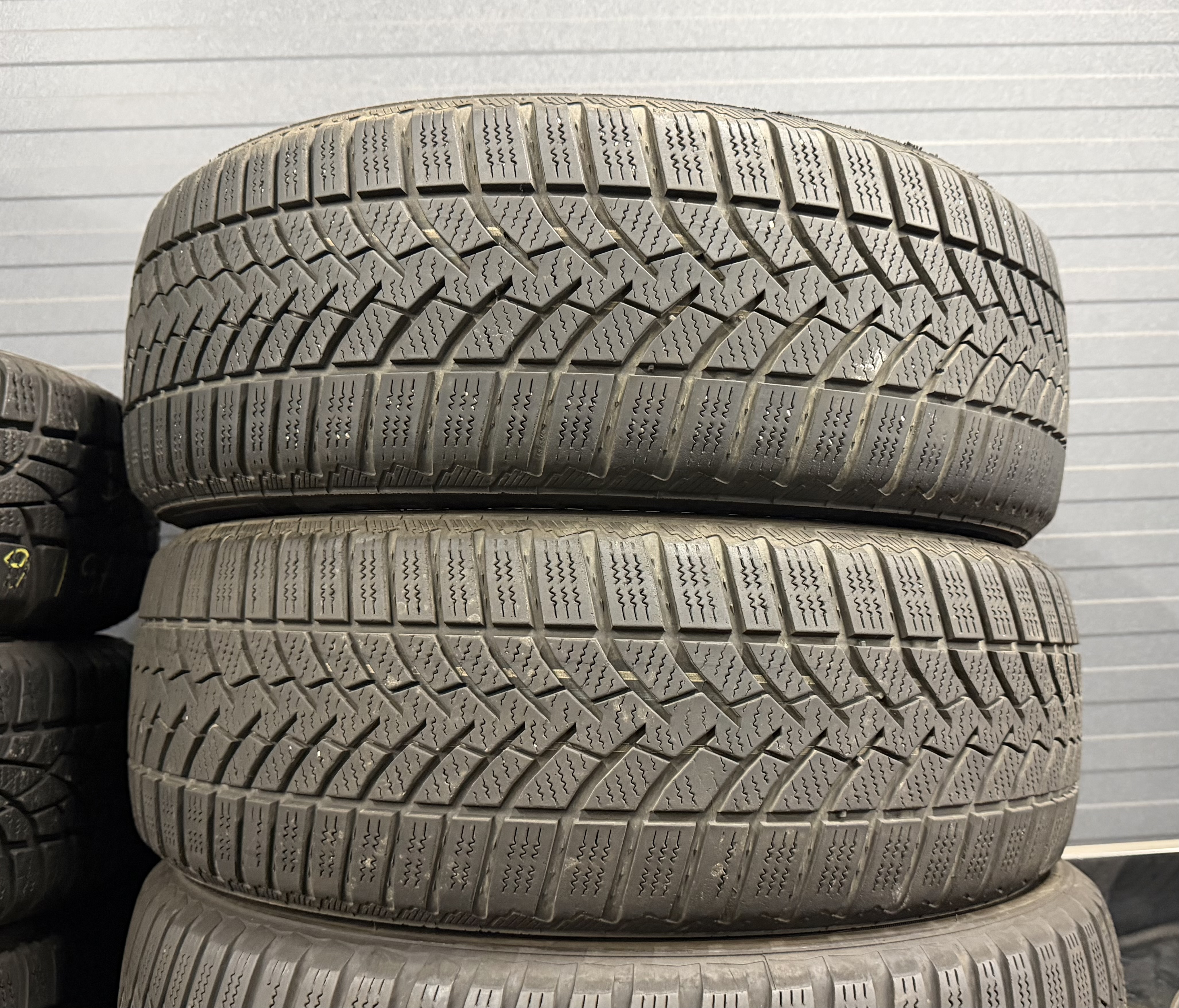 Шини б\у 195/55 R16