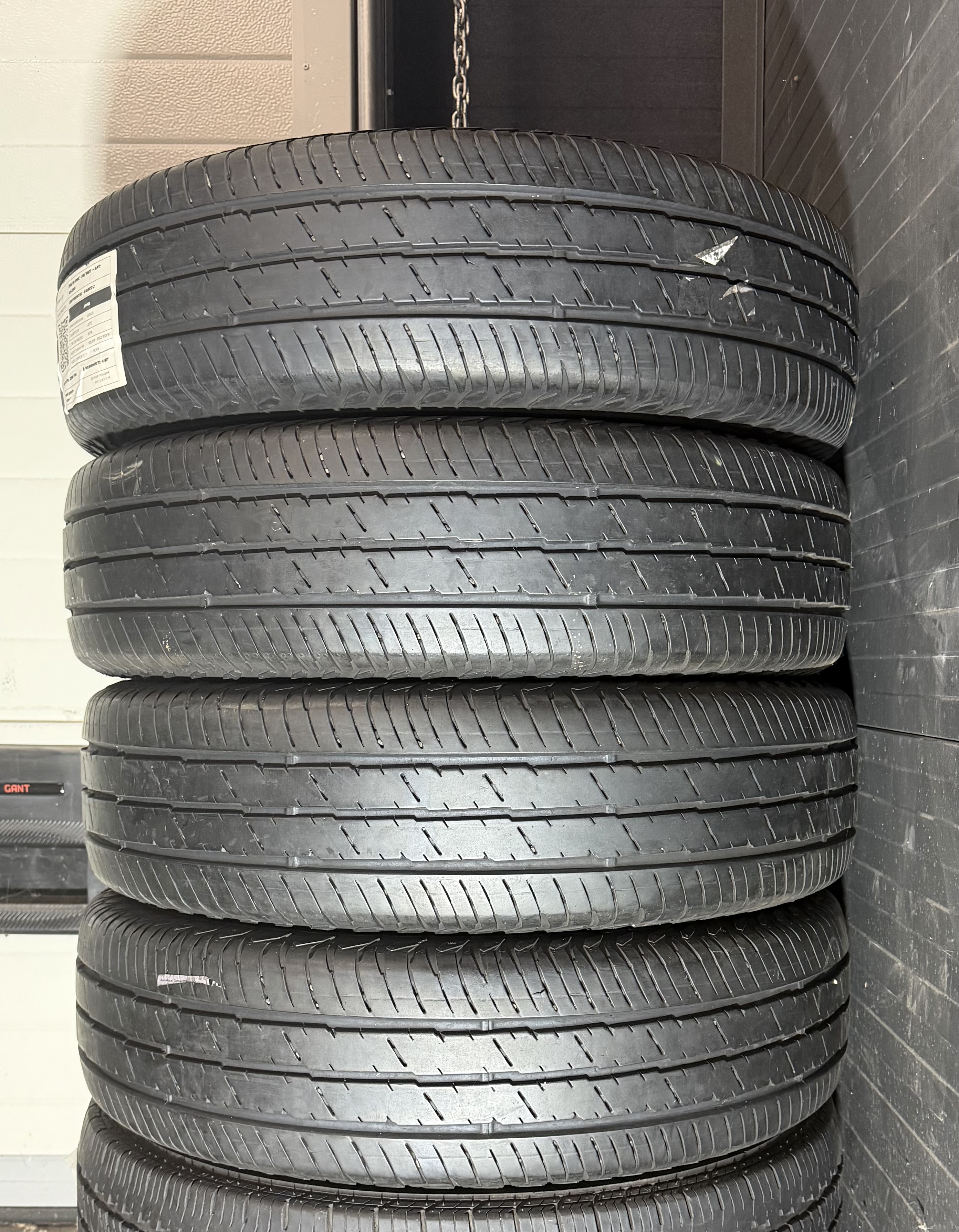 Шини б\у 205/85 R16C