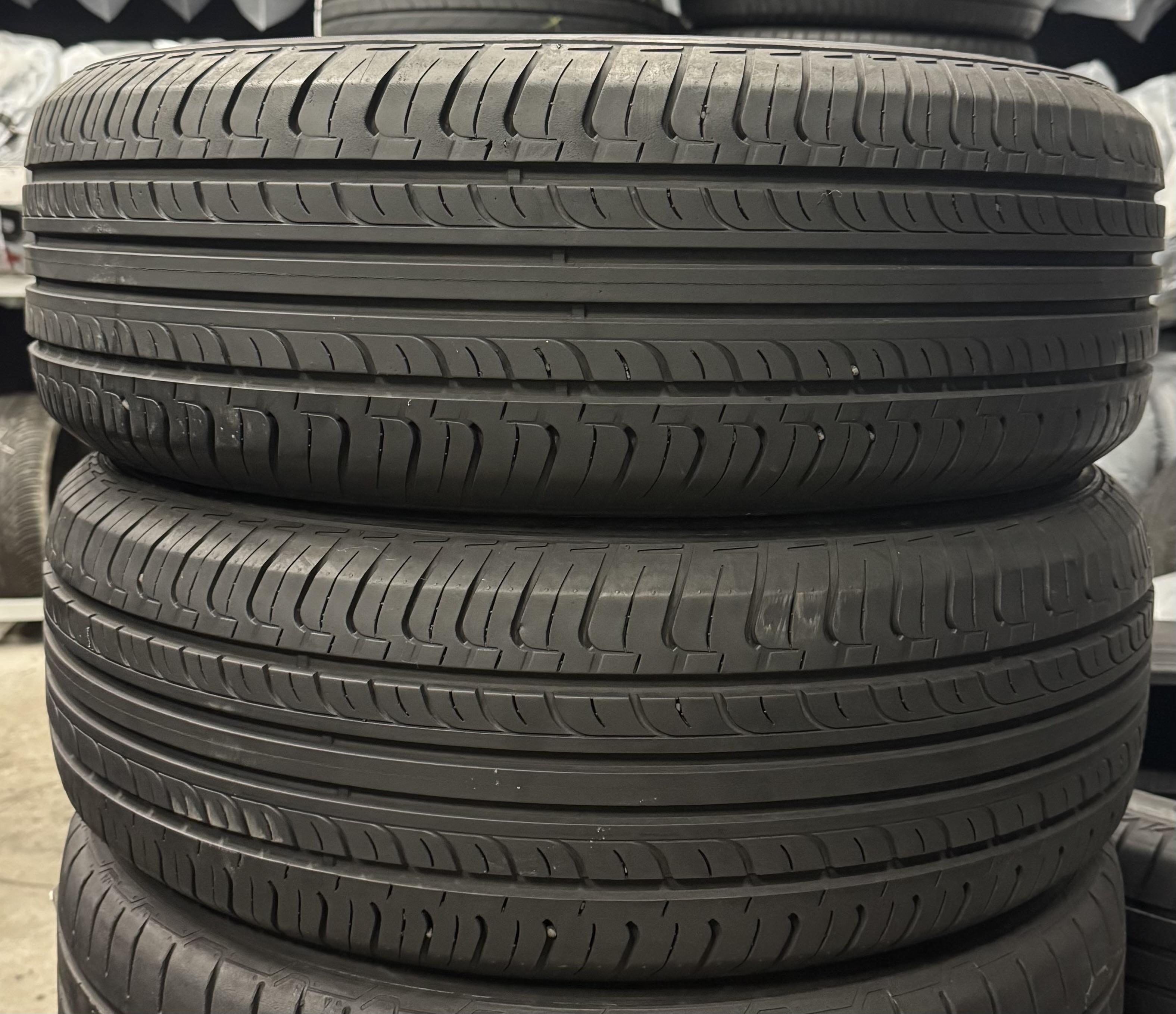 Шини б\у 225/60 R17