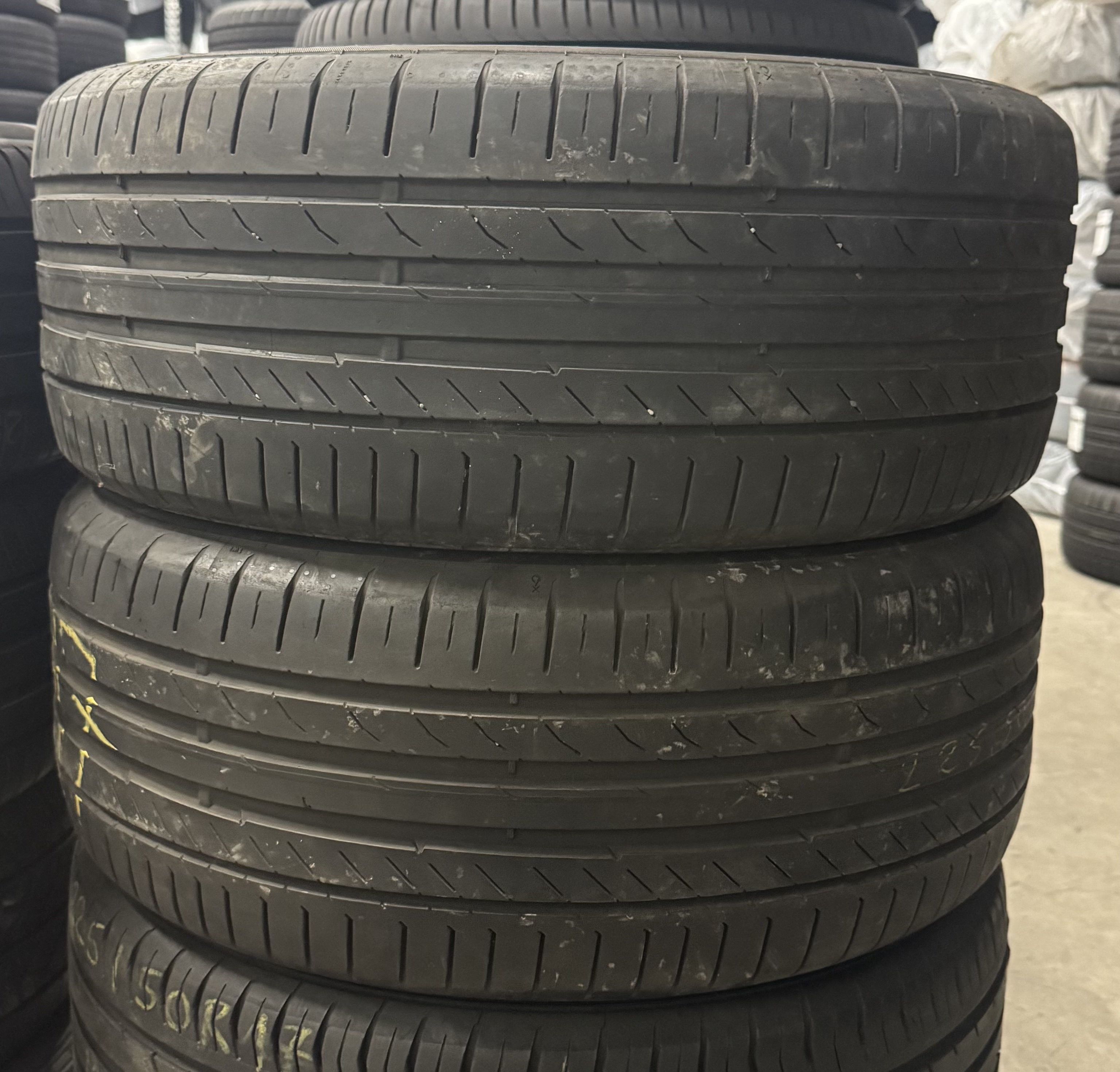 Шини б\у 225/50 R17