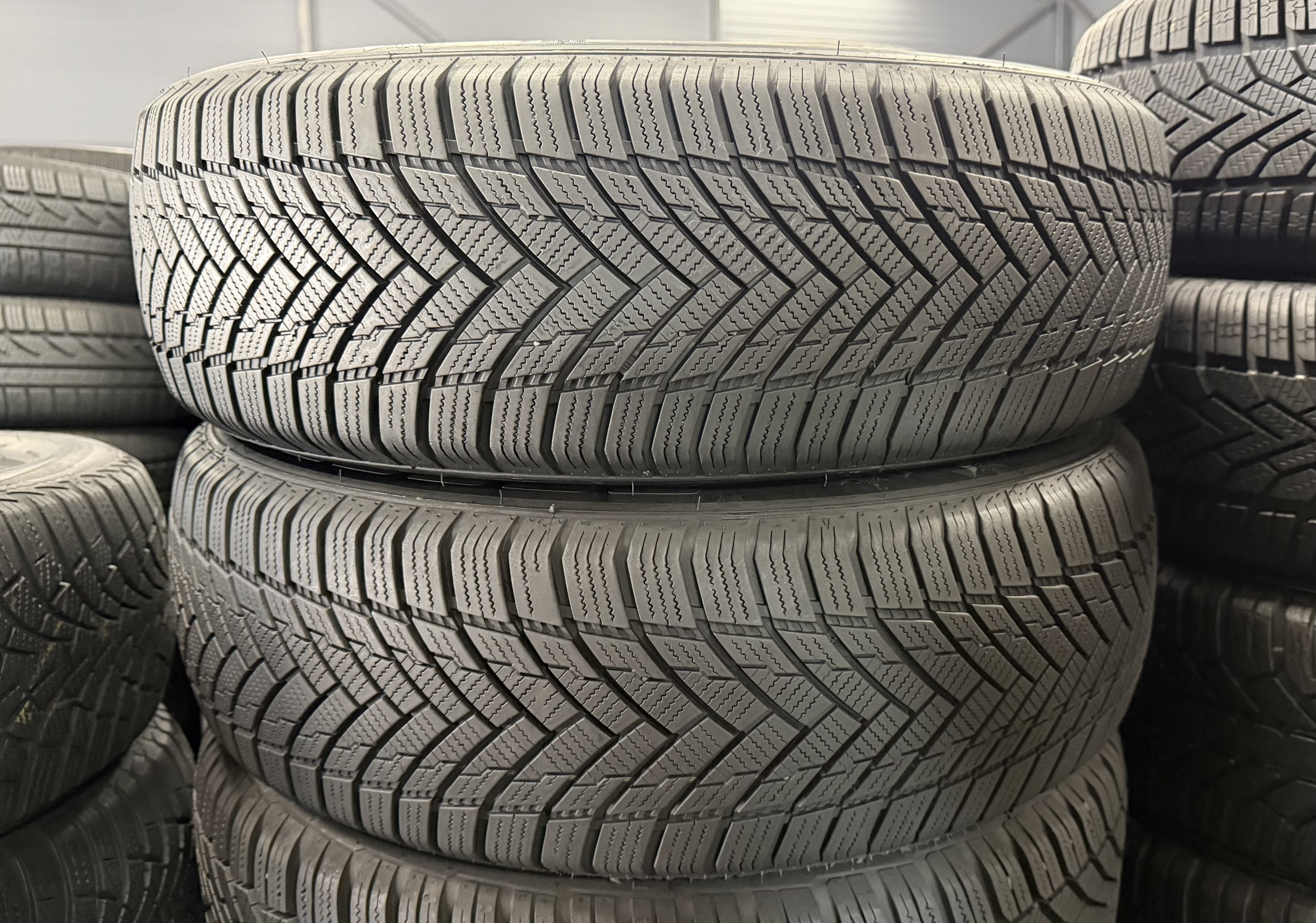 Шини б\у 195/65 R15