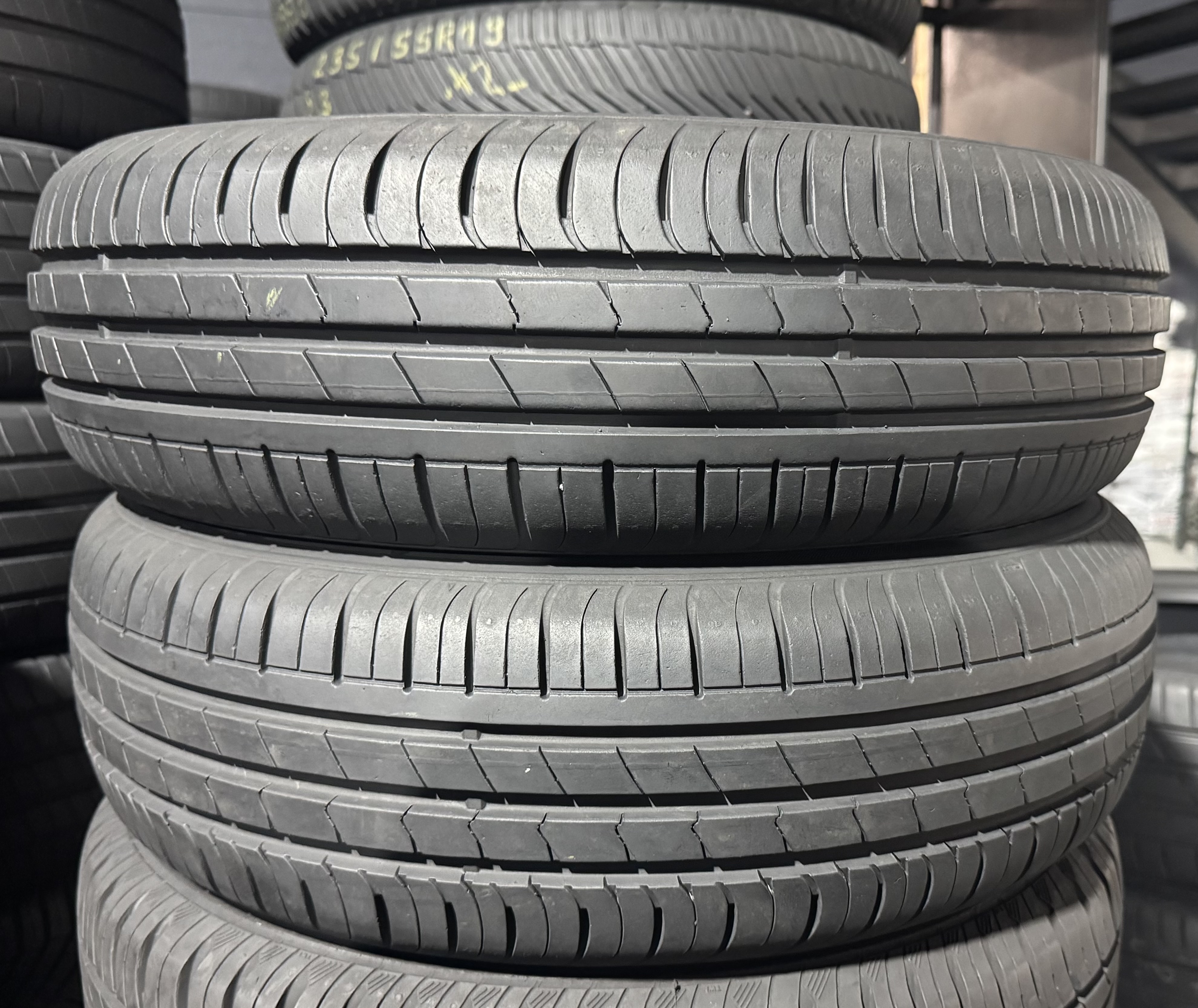 Шини б\у 165/70 R14