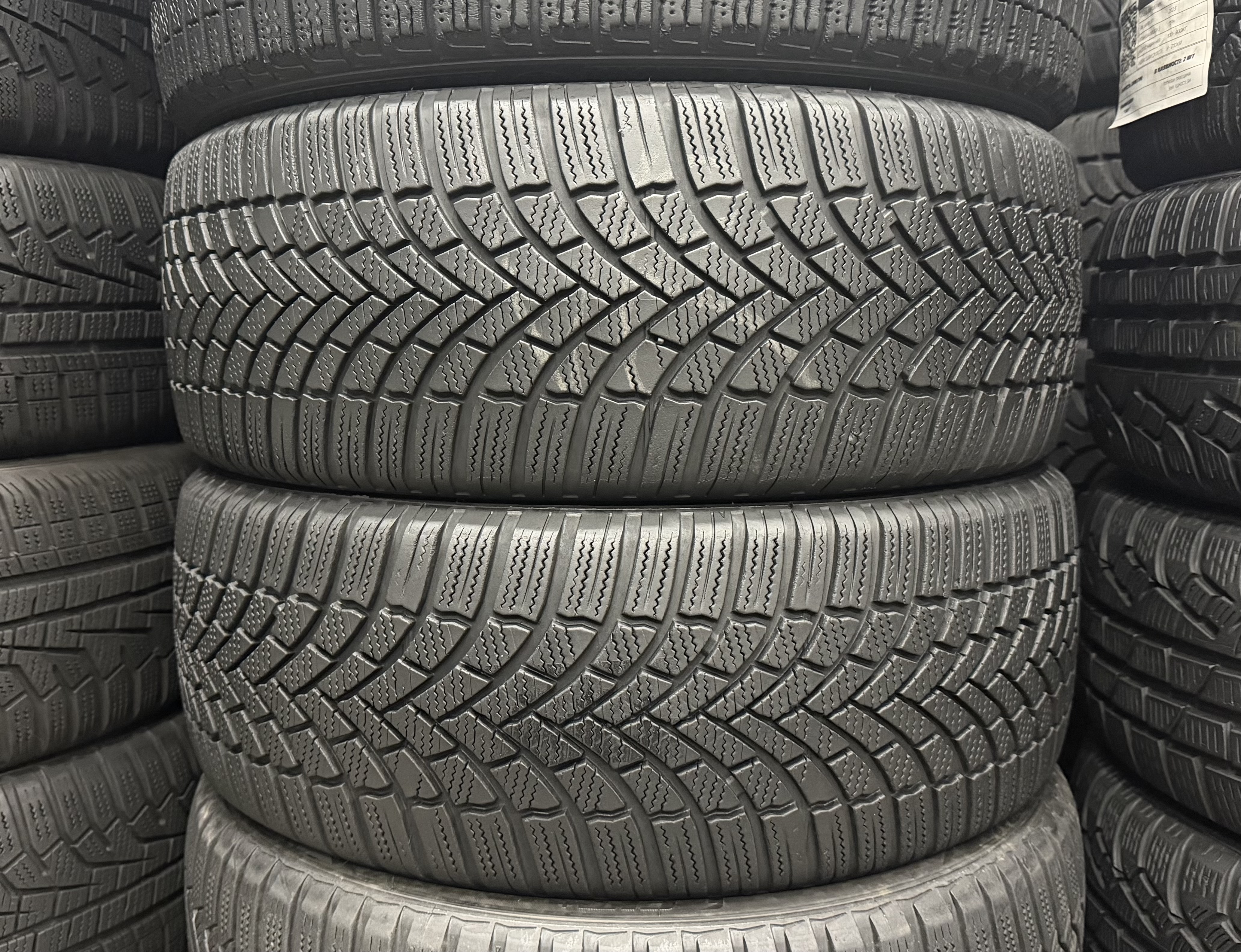 Шини б\у 205/50 R17