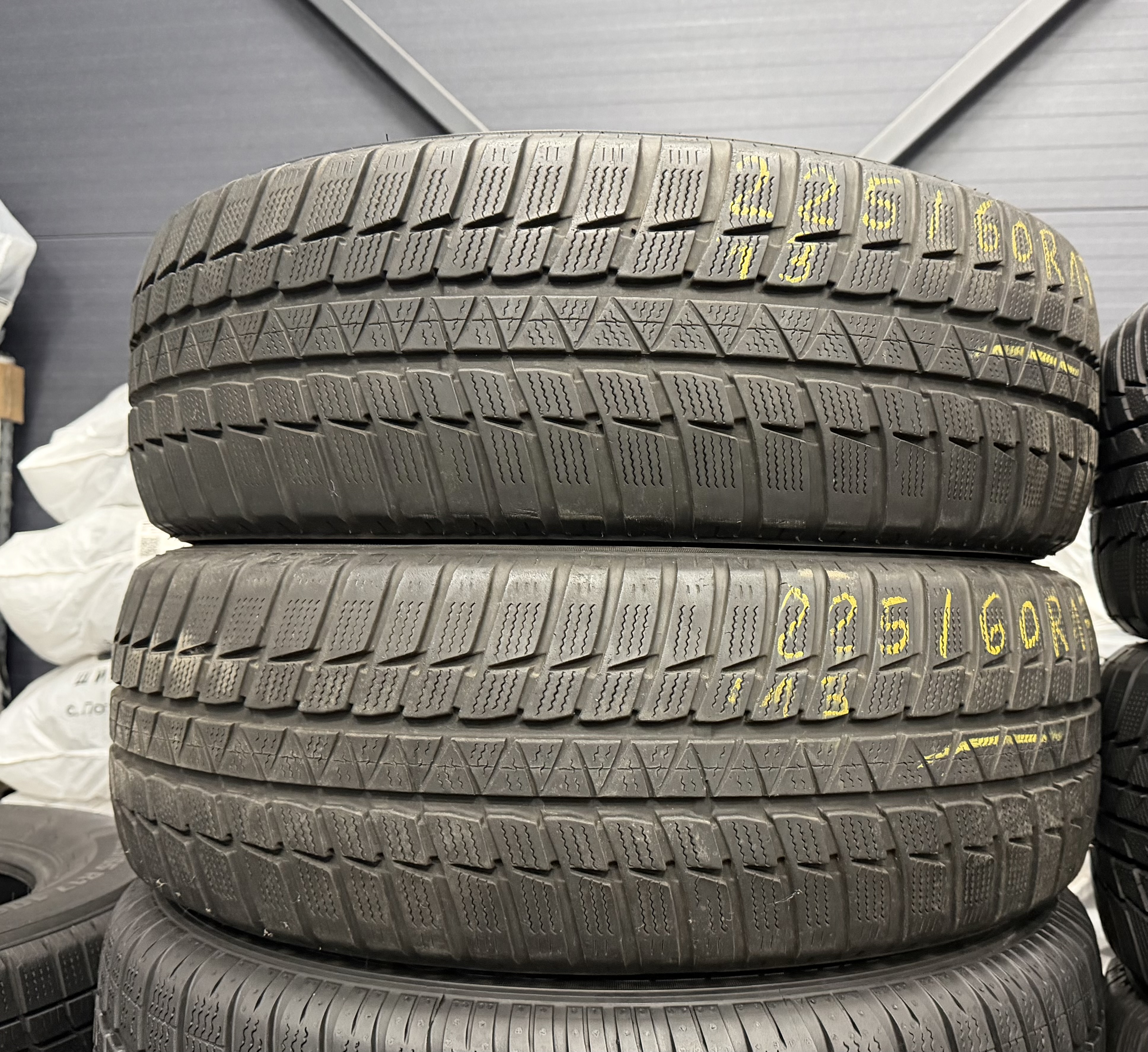 Шини б\у 225/60 R17