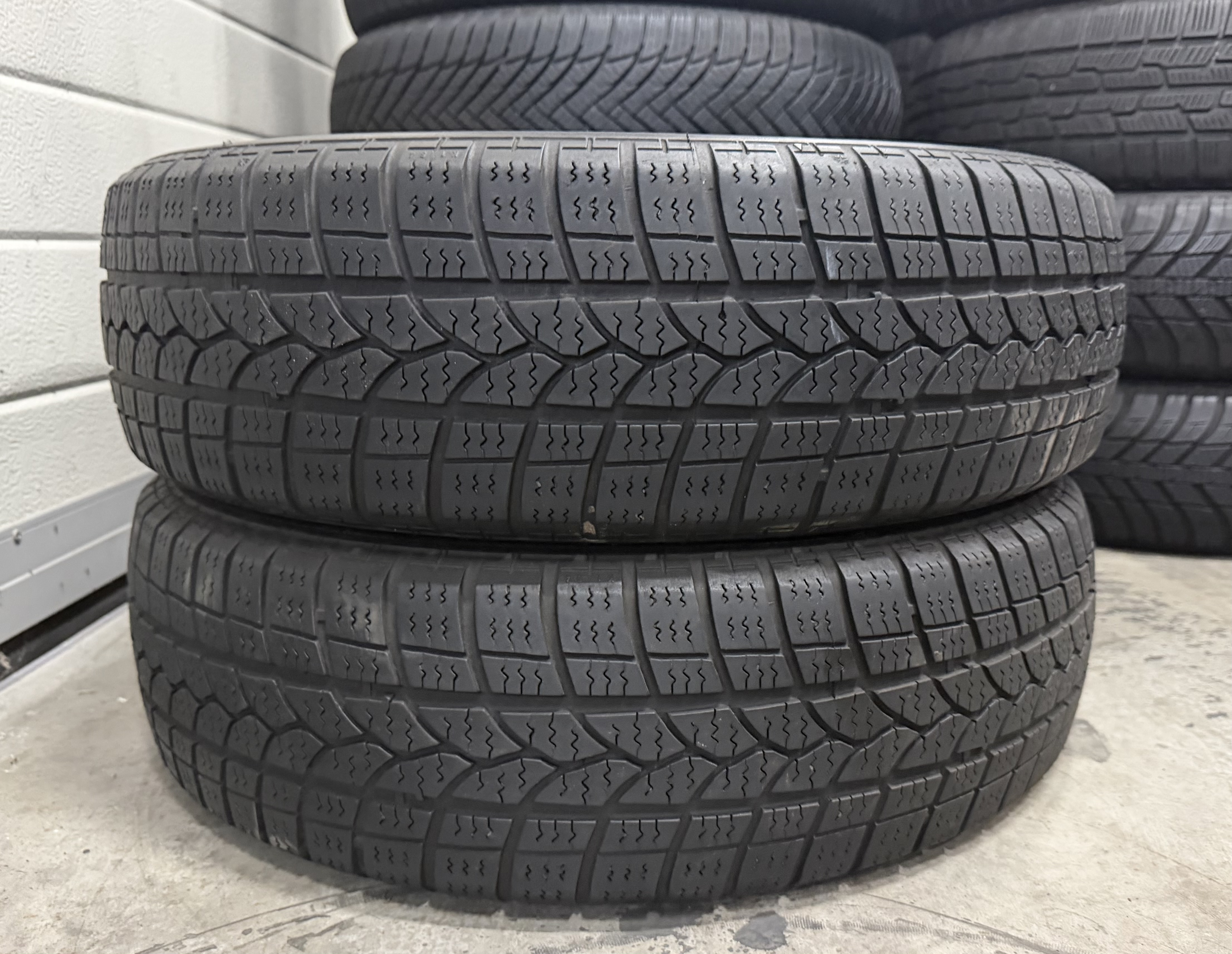 Шини б\у 165/65 R14