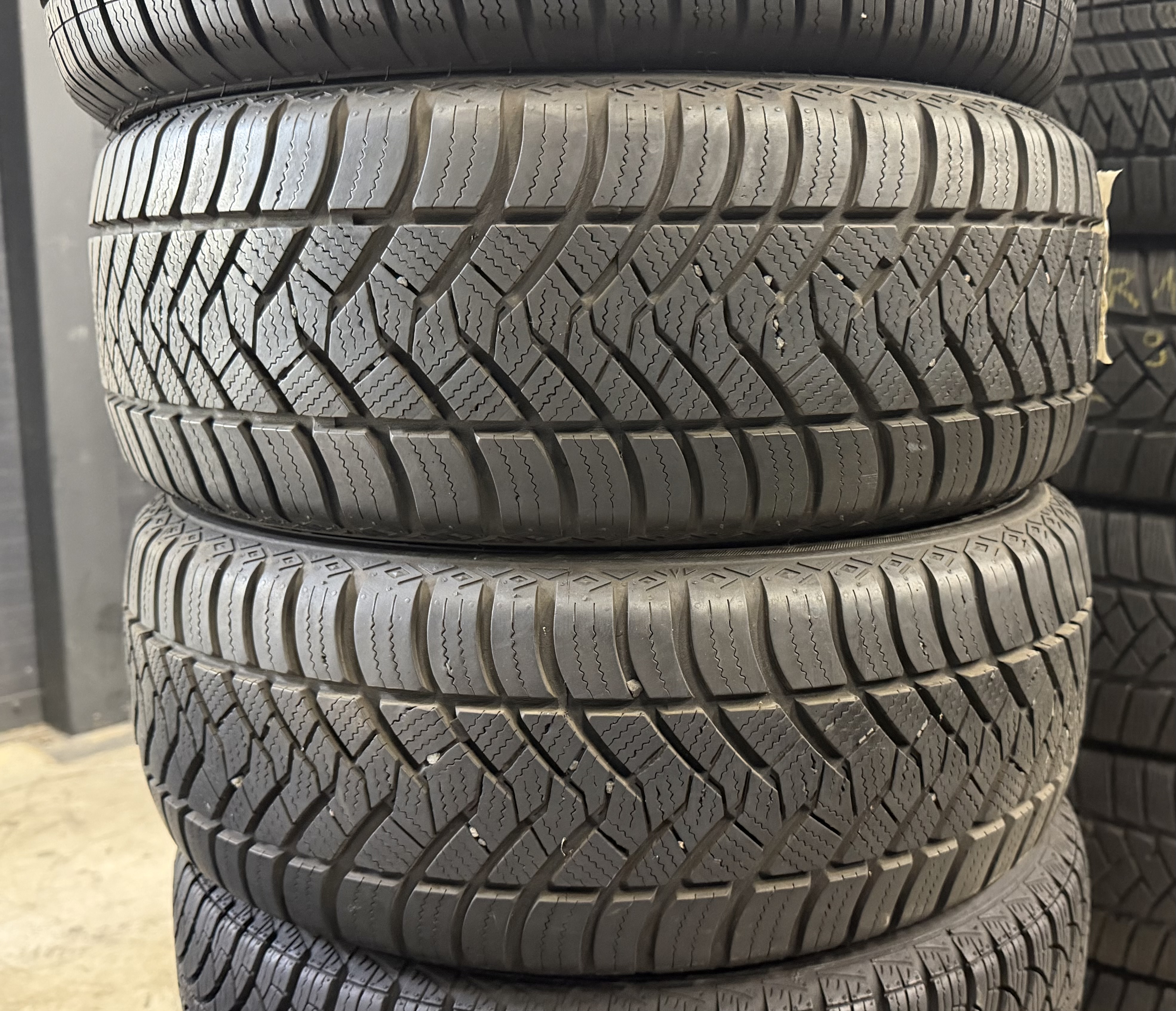 Шини б\у 185/55 R14