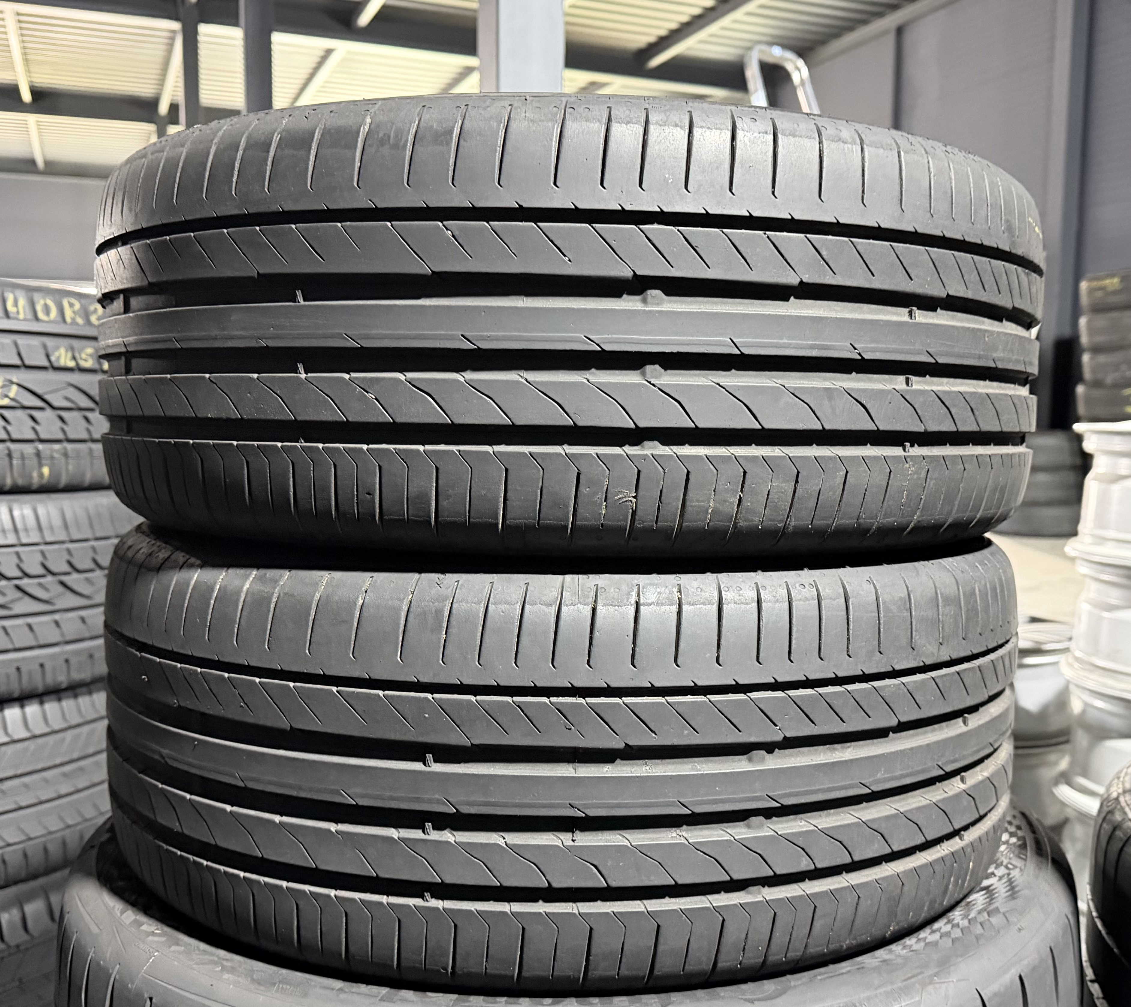 Шини б\у 225/45 R17