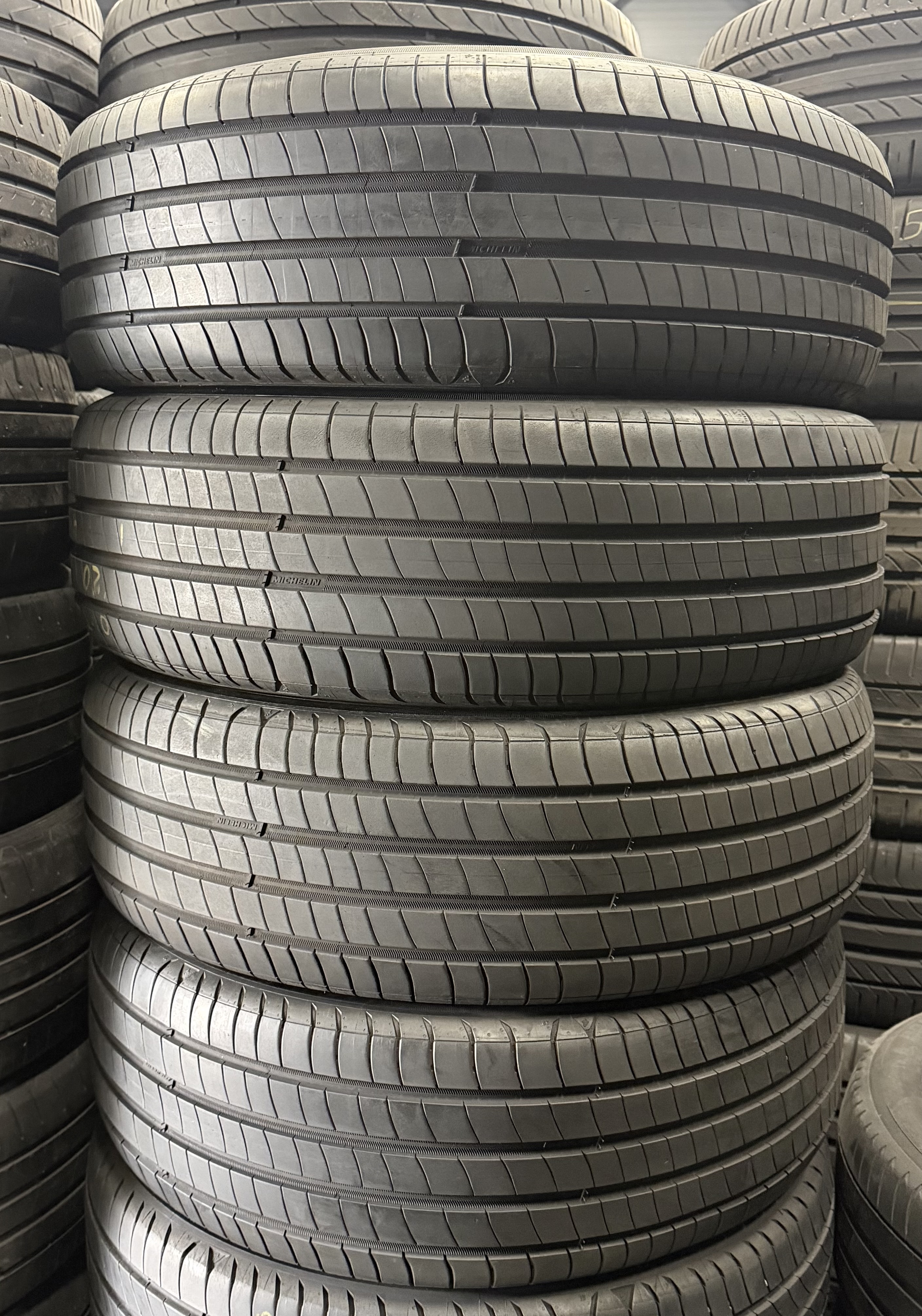 Шини б\у 205/55 R17