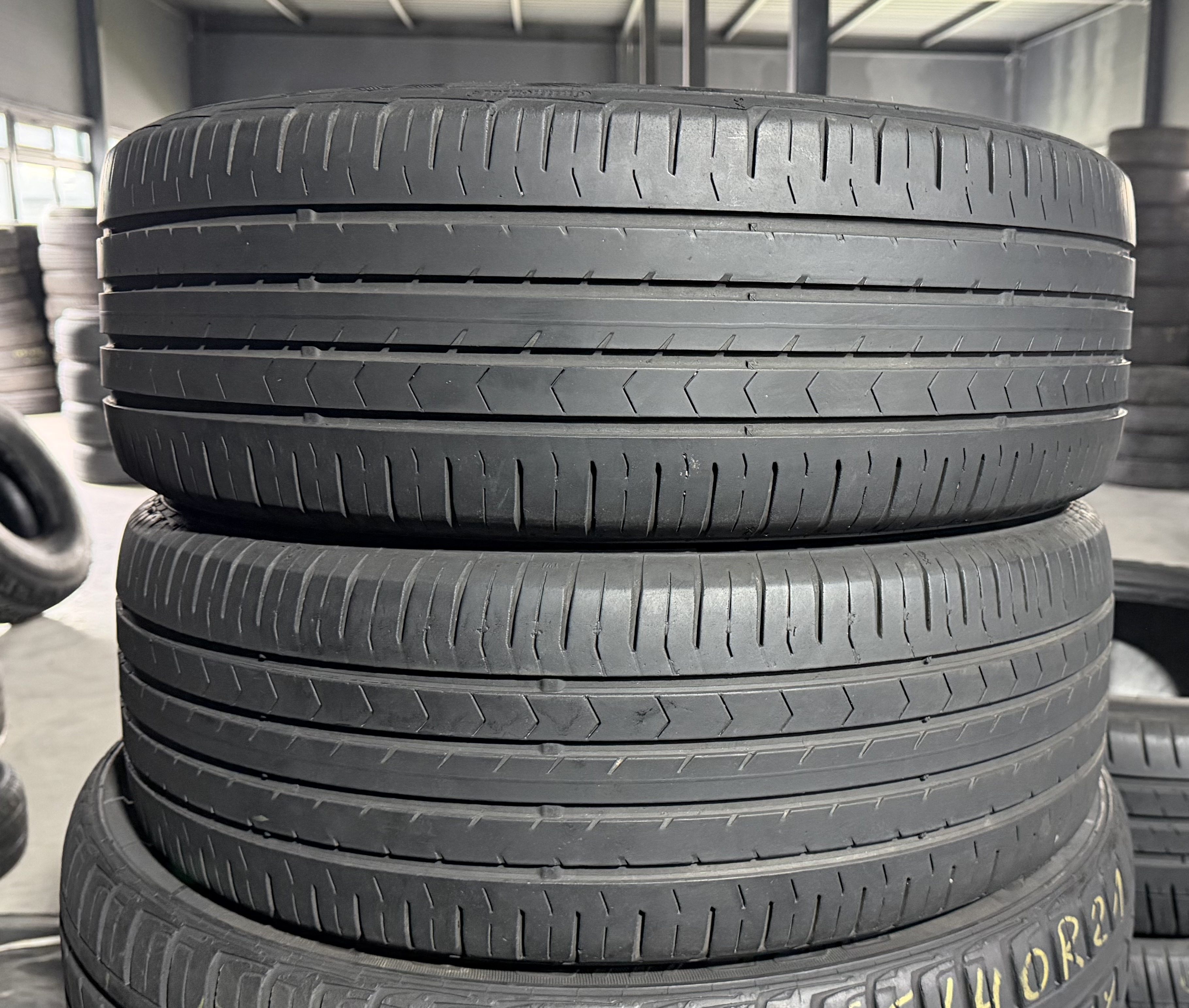 Шини б\у 205/55 R17