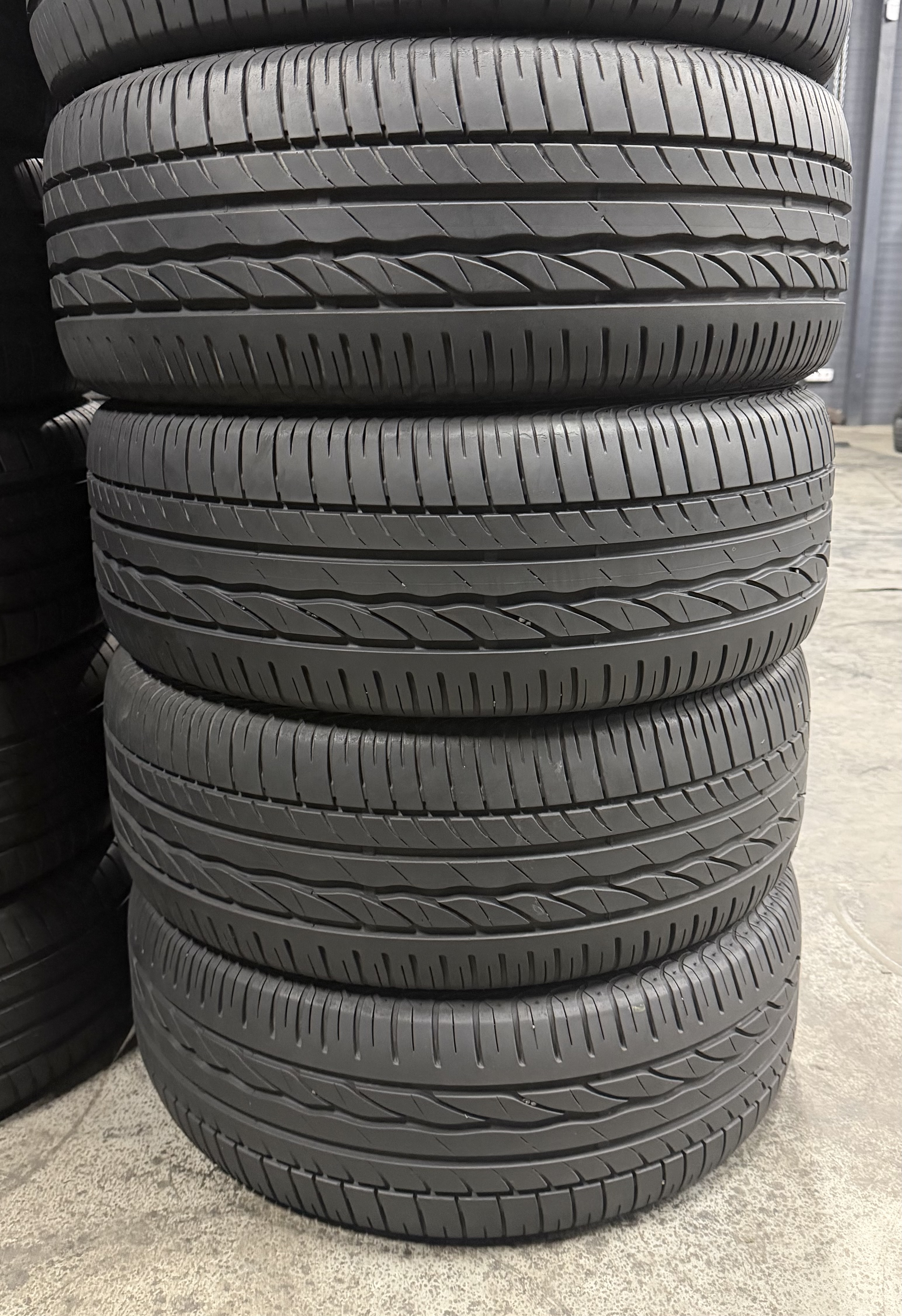 Шини б\у 225/55 R16