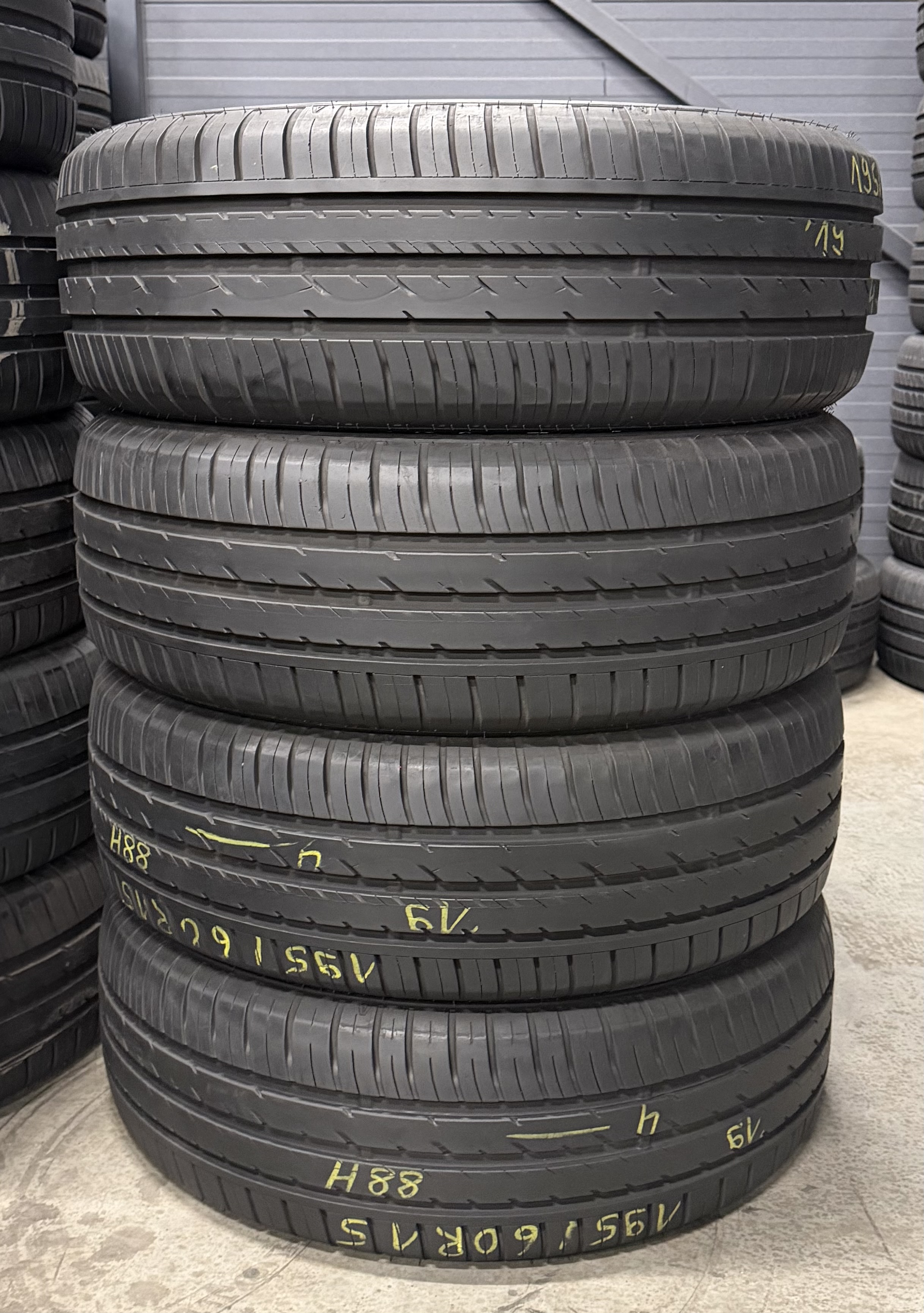 Шини б\у 195/60 R15